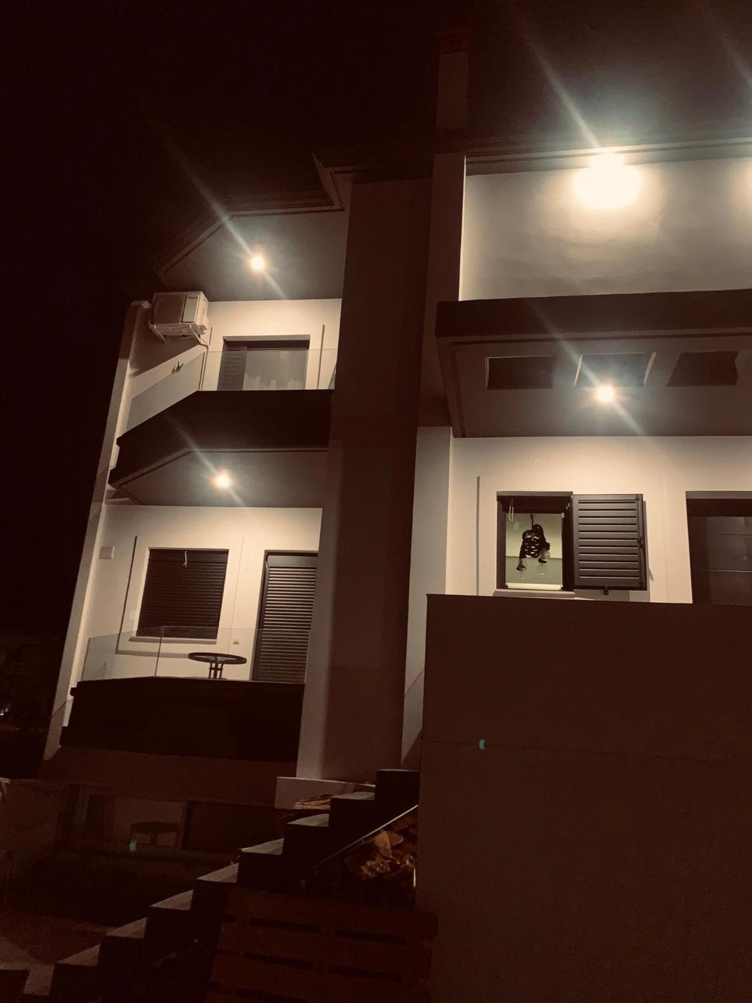 HERCULES HYDRA APARTMENT