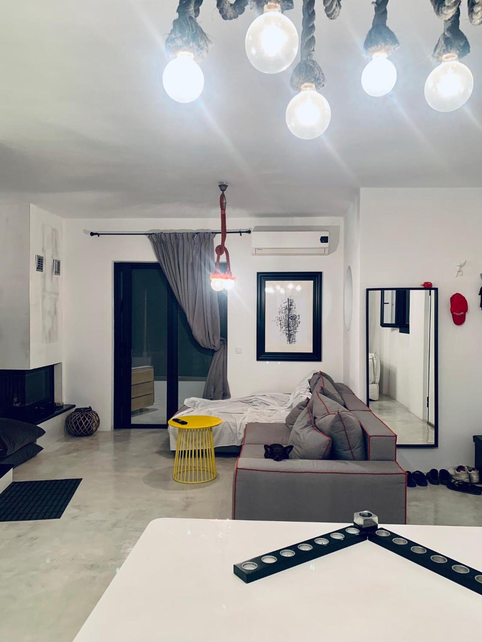 HERCULES HYDRA APARTMENT