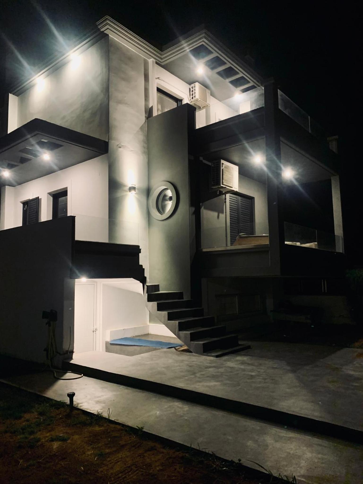 HERCULES HYDRA APARTMENT