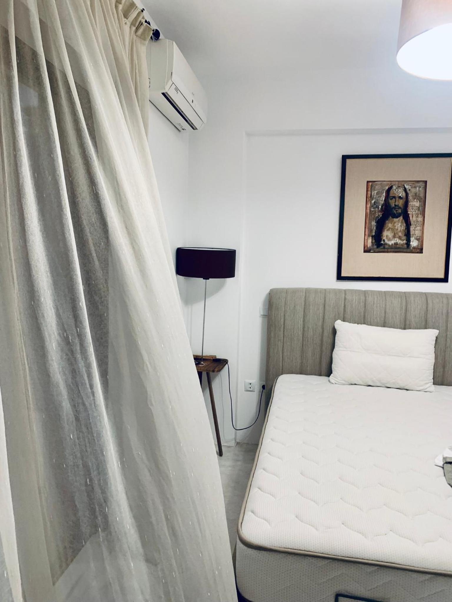HERCULES HYDRA APARTMENT