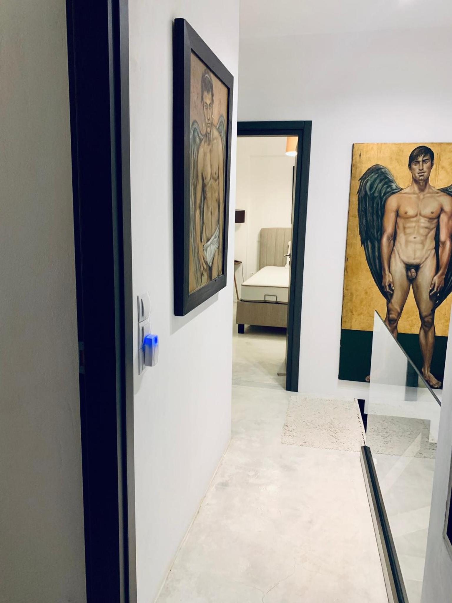 HERCULES HYDRA APARTMENT