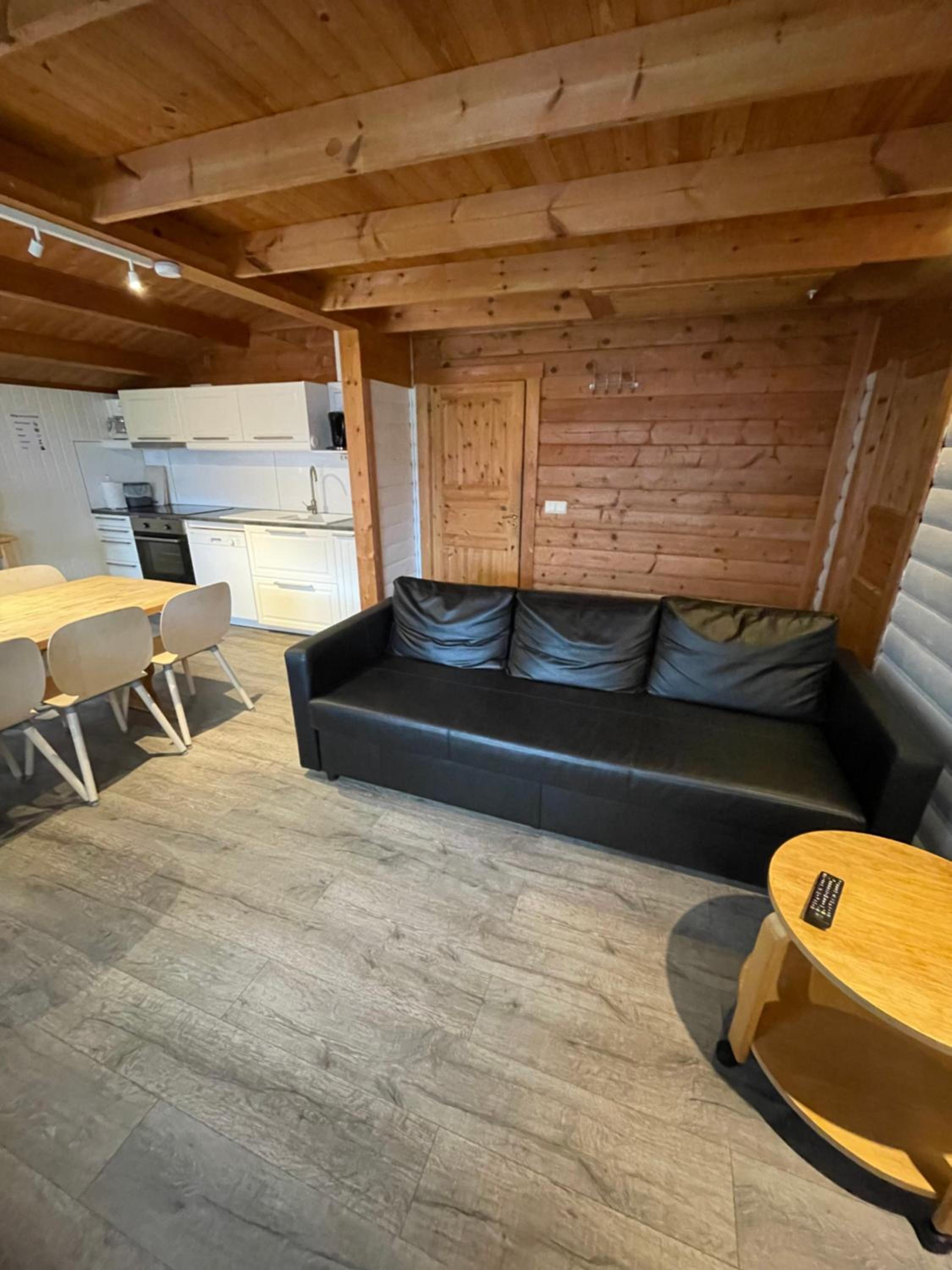 Langenuen Motel & Camping