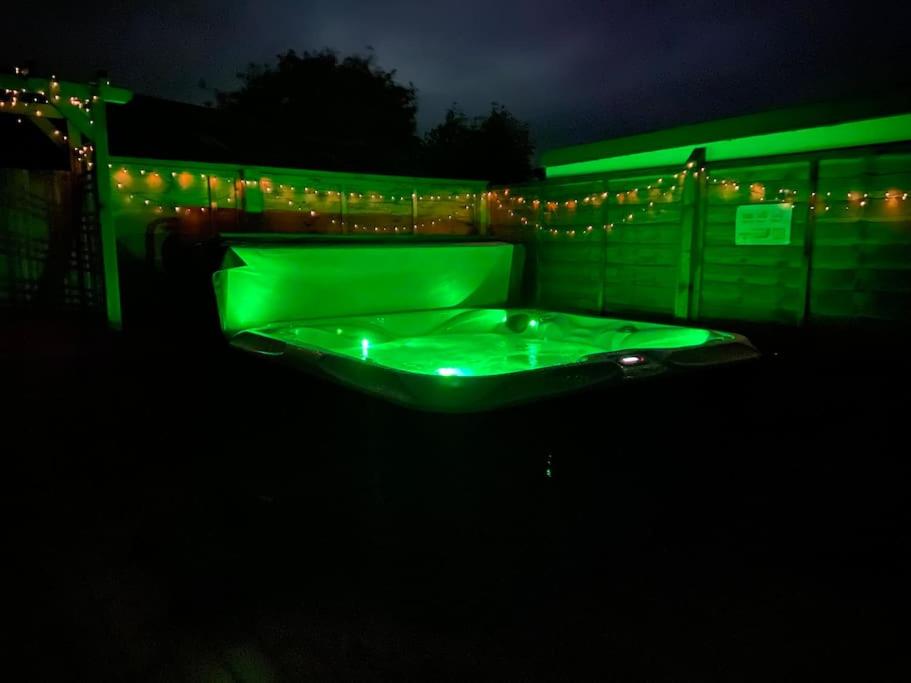 Rural 5* Rookby Cottage, with large Hot Tub view 5