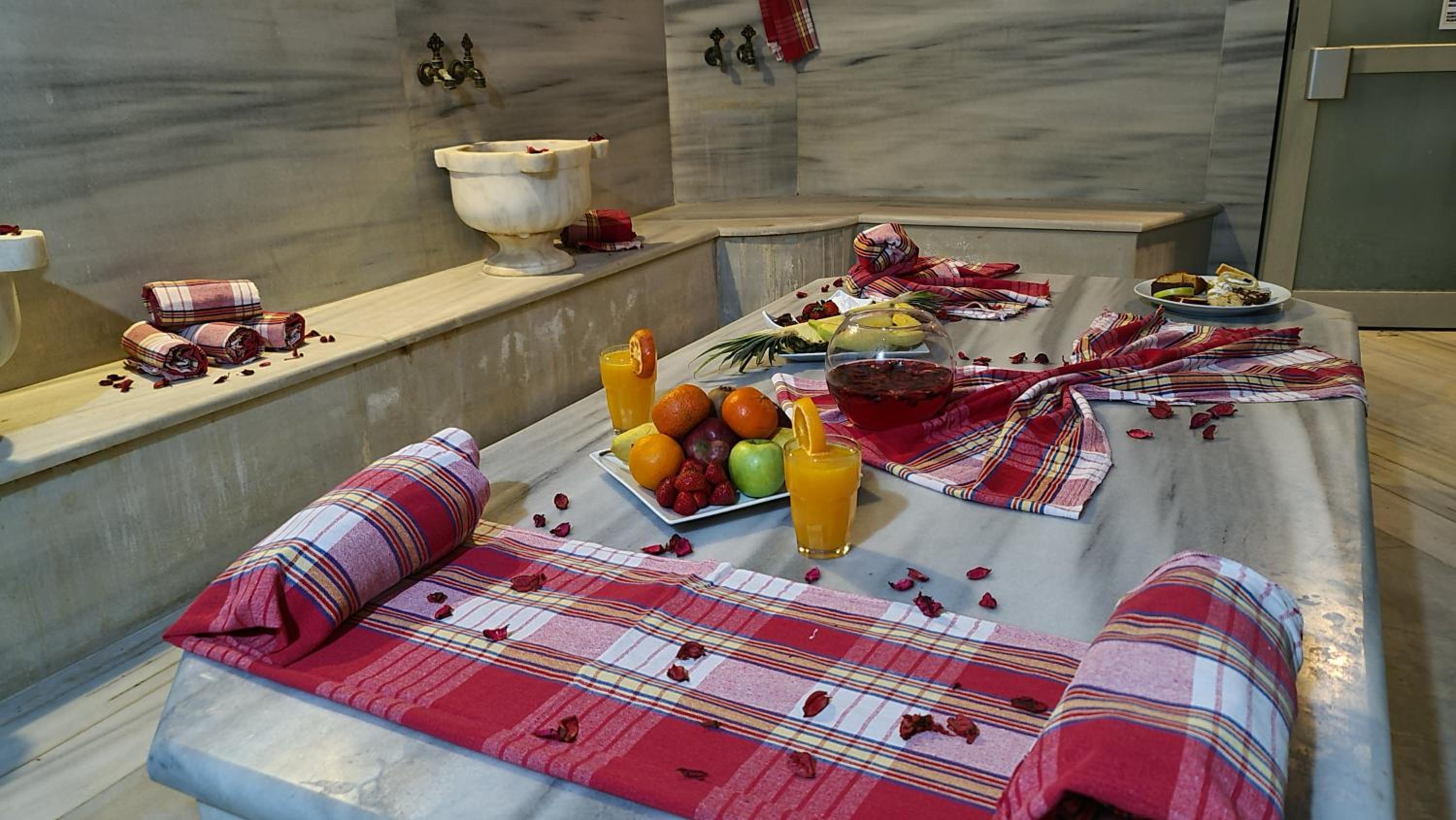 Hotel Buyuk Hamit becomes Buyuk Hamit Otel. - Image 15