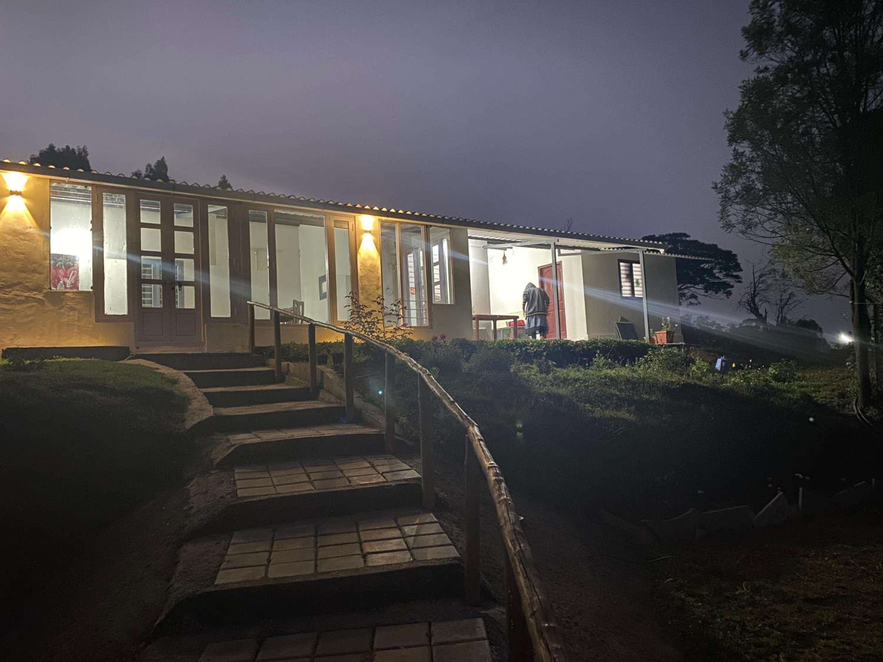 Thendral: Delightful homestay on a hill near Ooty view 3