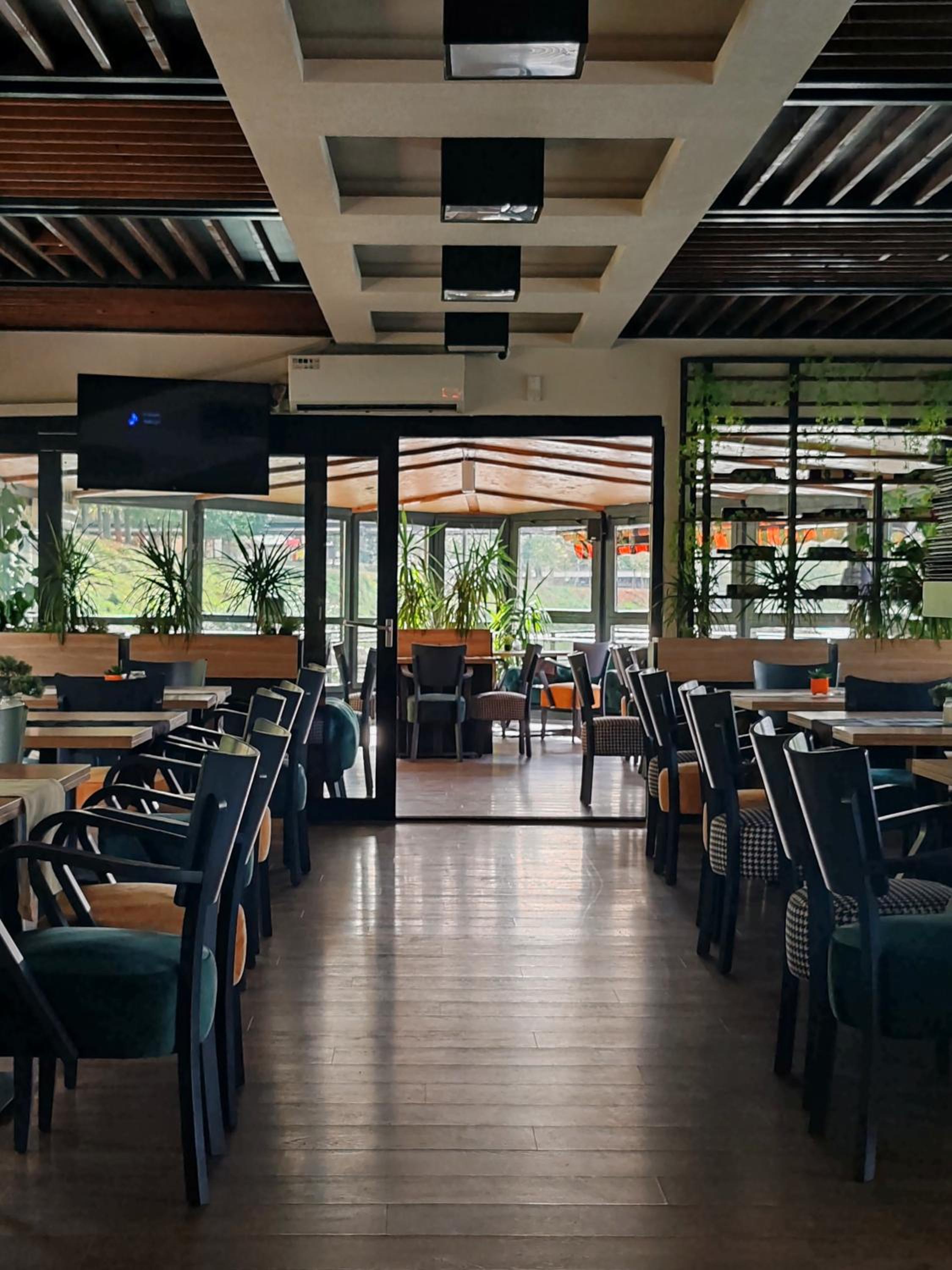 Cruiser restoran