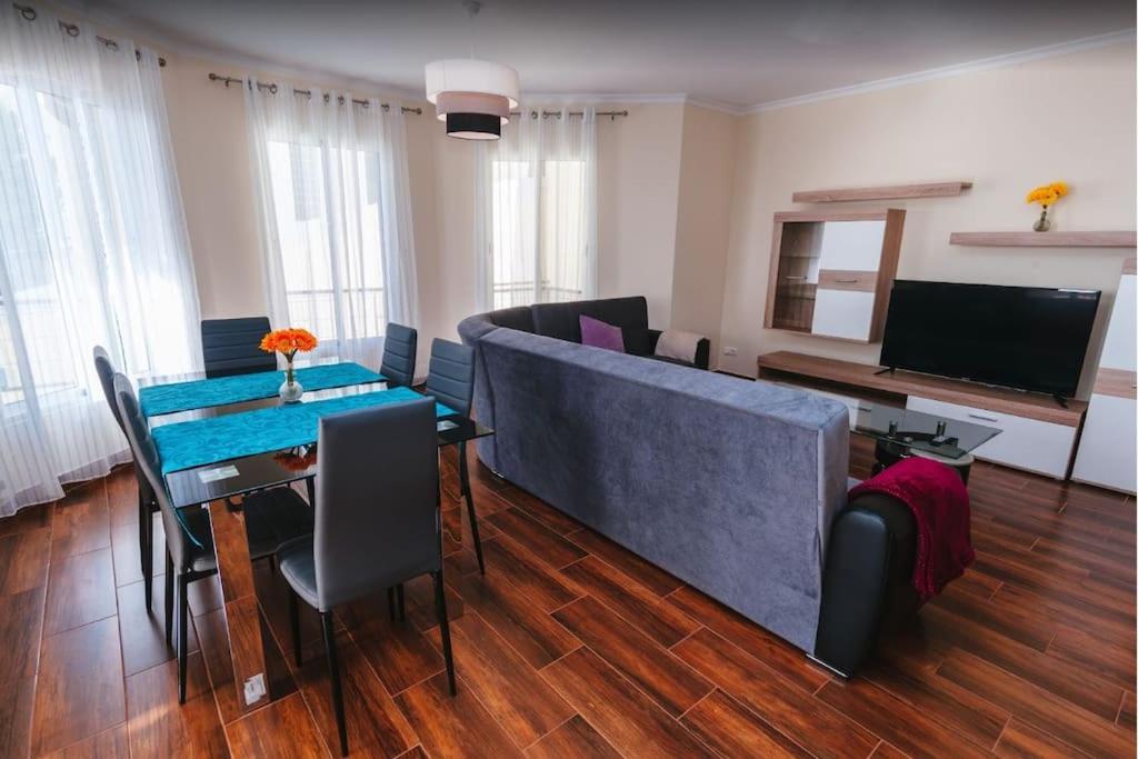 2 Bedroom Apartment in Calheta view 2