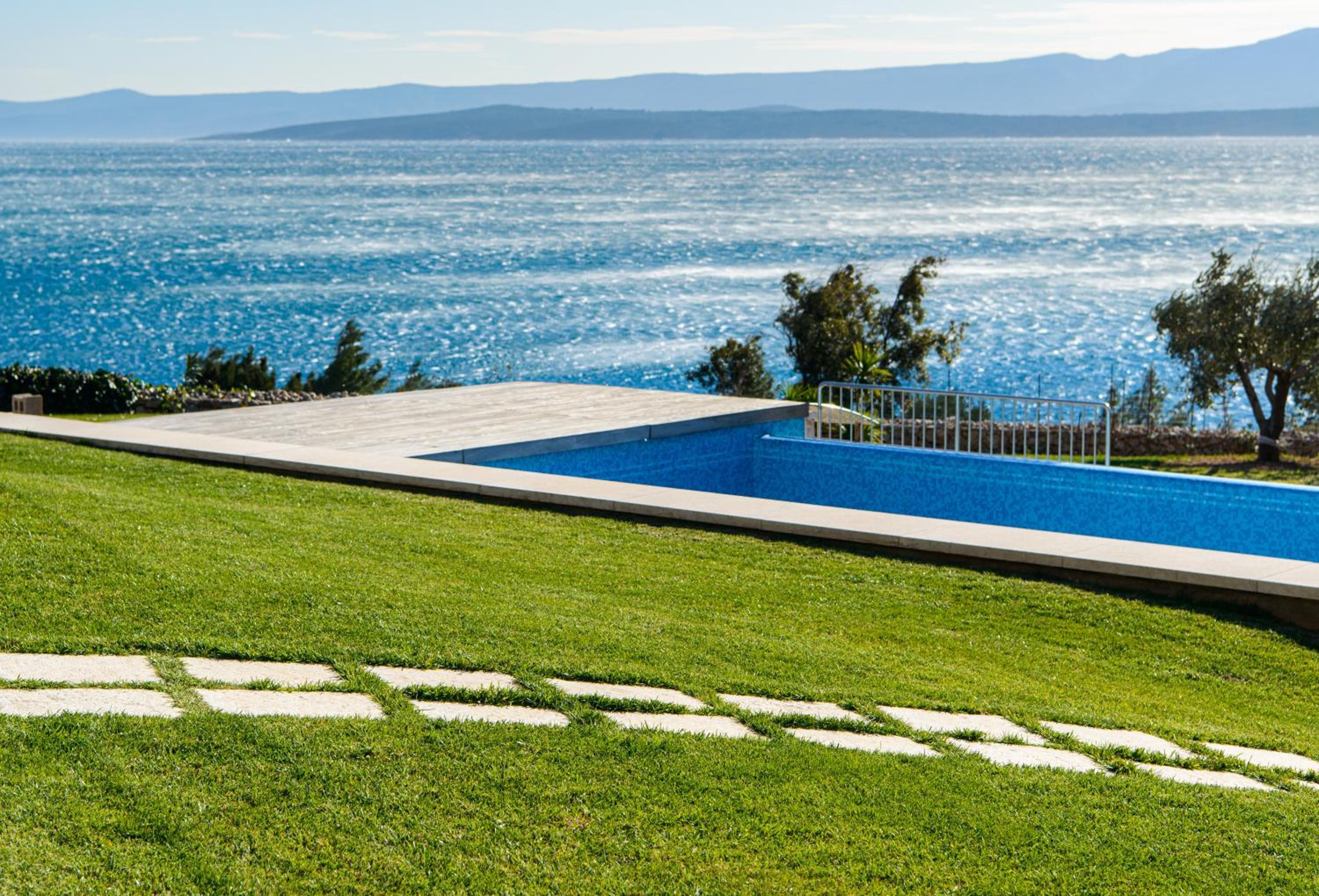 Elegant Brac Villa 4 Bedrooms Villa Shoreline Serenity Stunning Sea Views