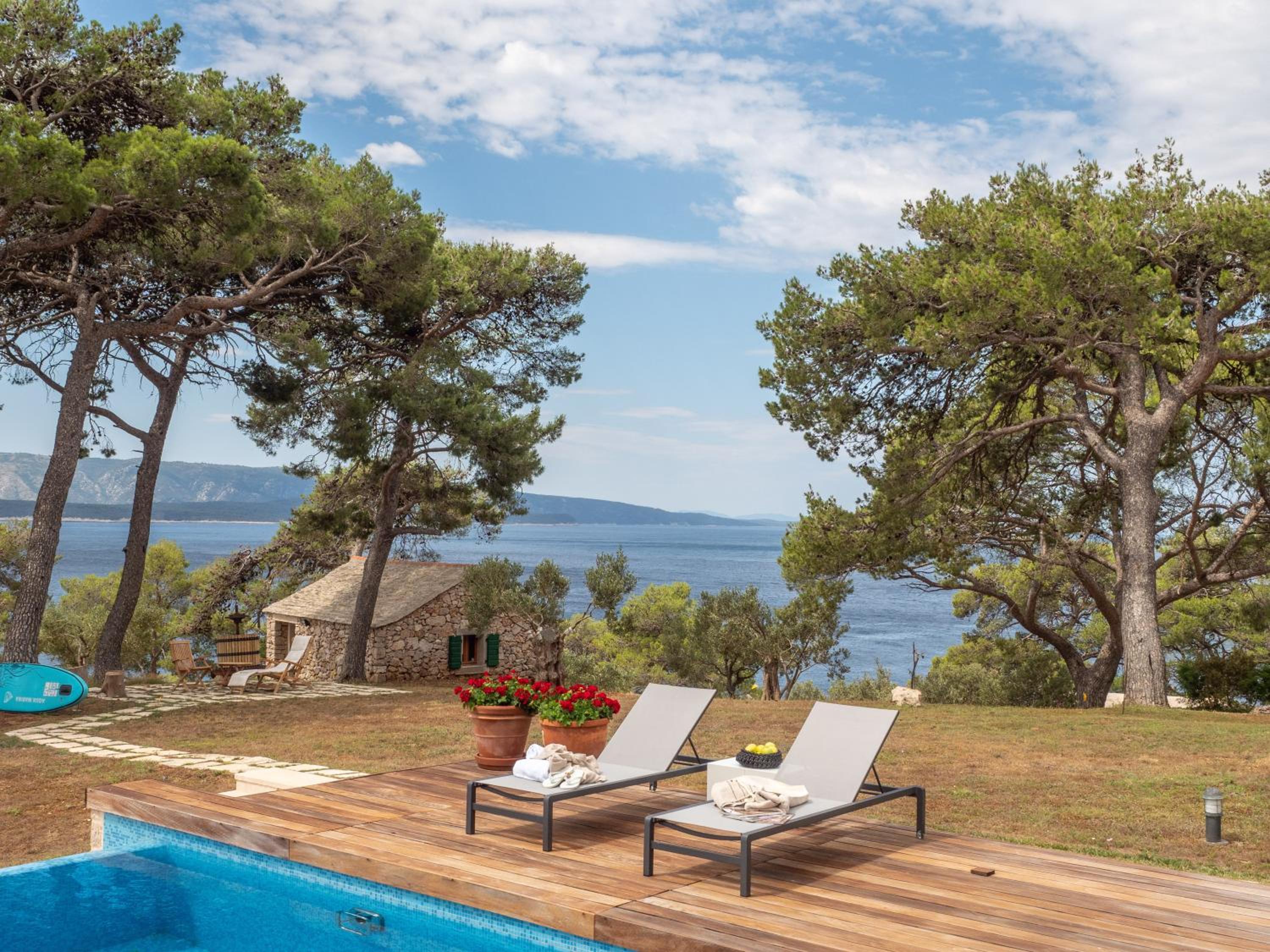 Elegant Brac Villa 4 Bedrooms Villa Shoreline Serenity Stunning Sea Views