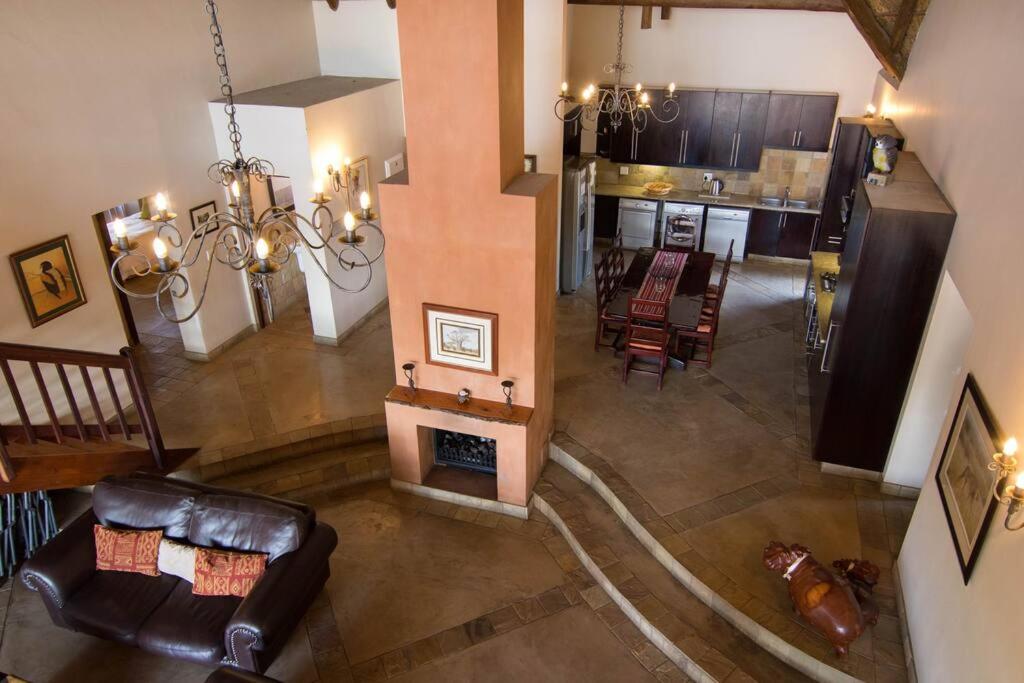 Zebula Golf and Wildlife Estate - Jackals Call Pax 8 - Moi Signature Luxury villa