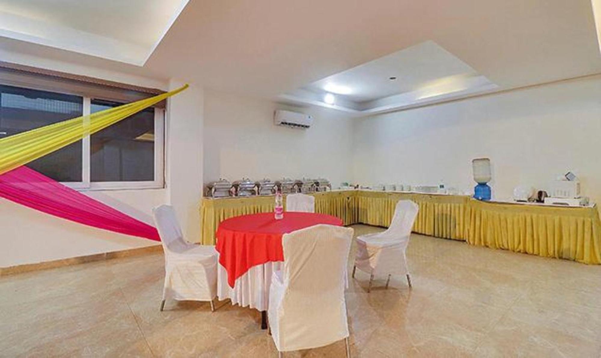 Gurgaon Vacations - FabHotel Grace Inn - Property Image 2