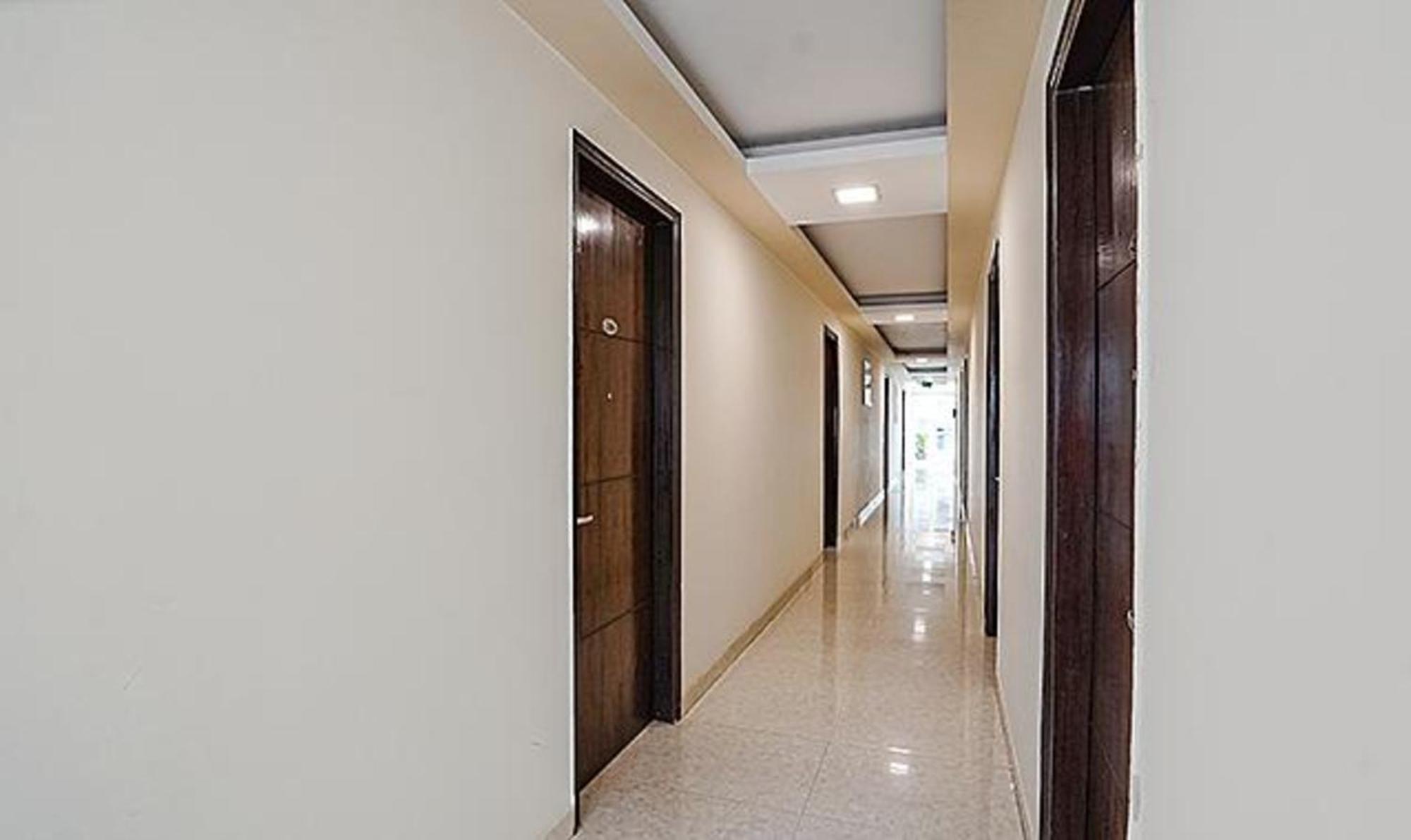 Gurgaon Vacations - FabHotel Grace Inn - Property Image 3