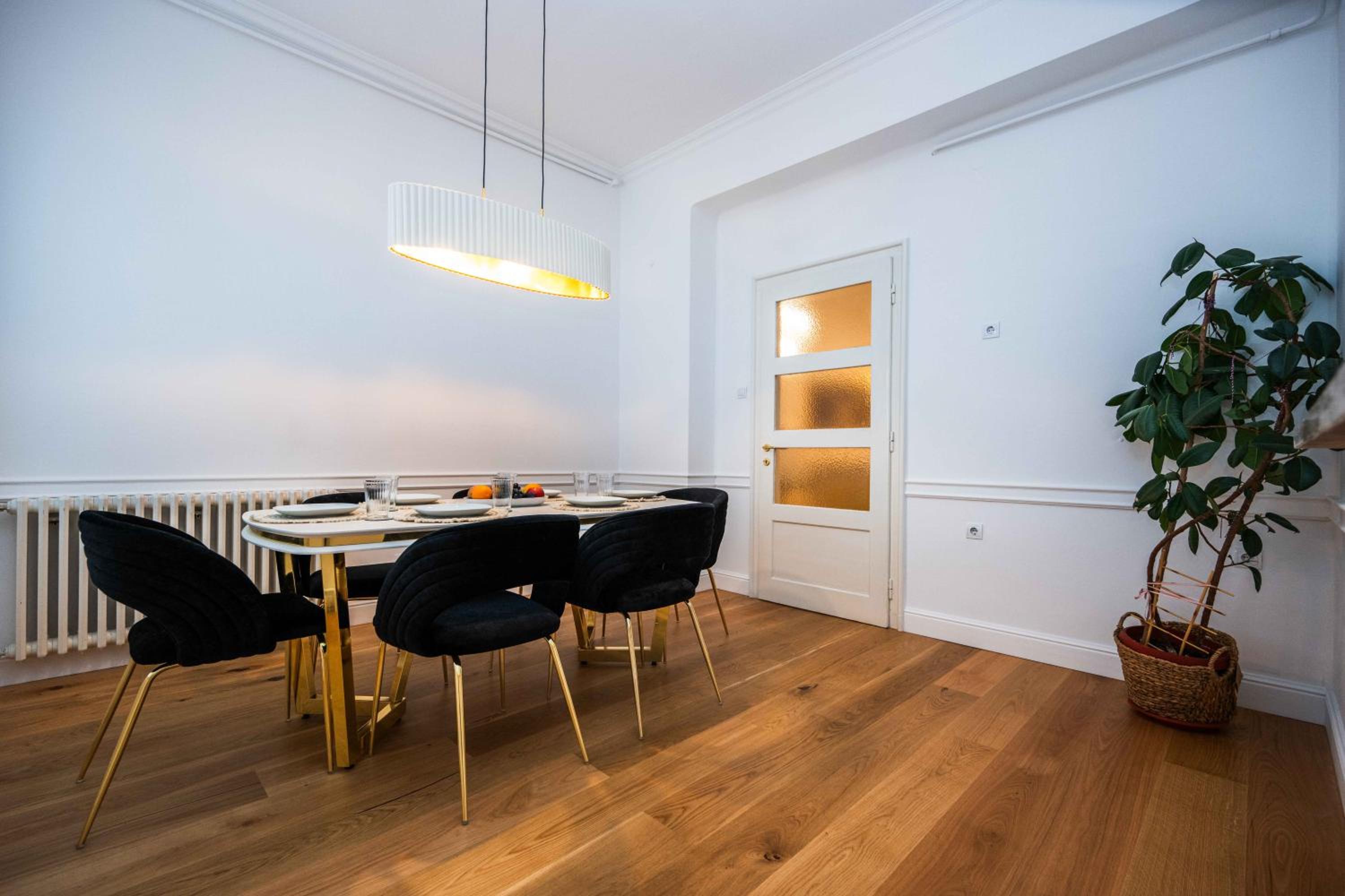 Luxury 3BDR Suite- Maison Imperial