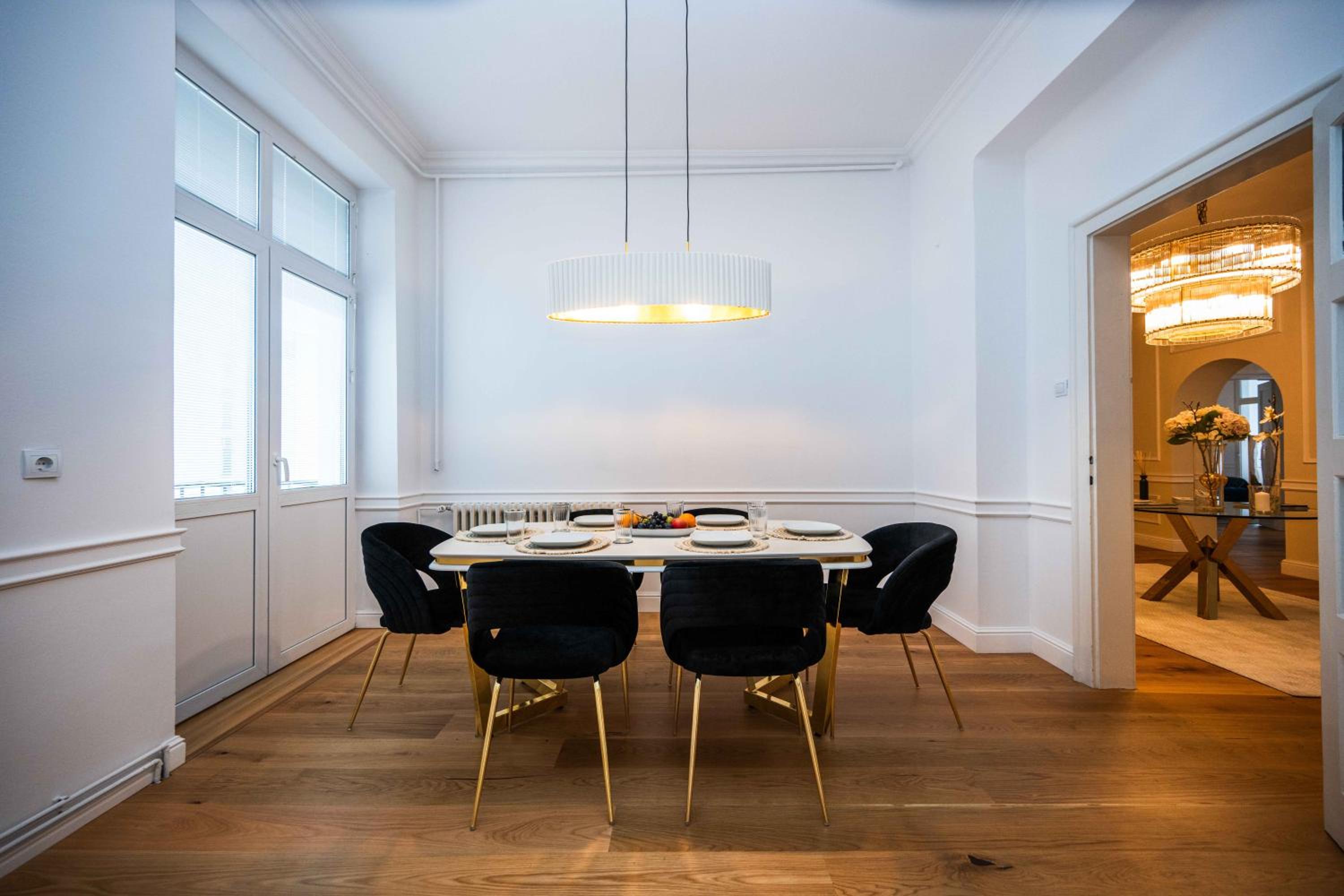 Luxury 3BDR Suite- Maison Imperial