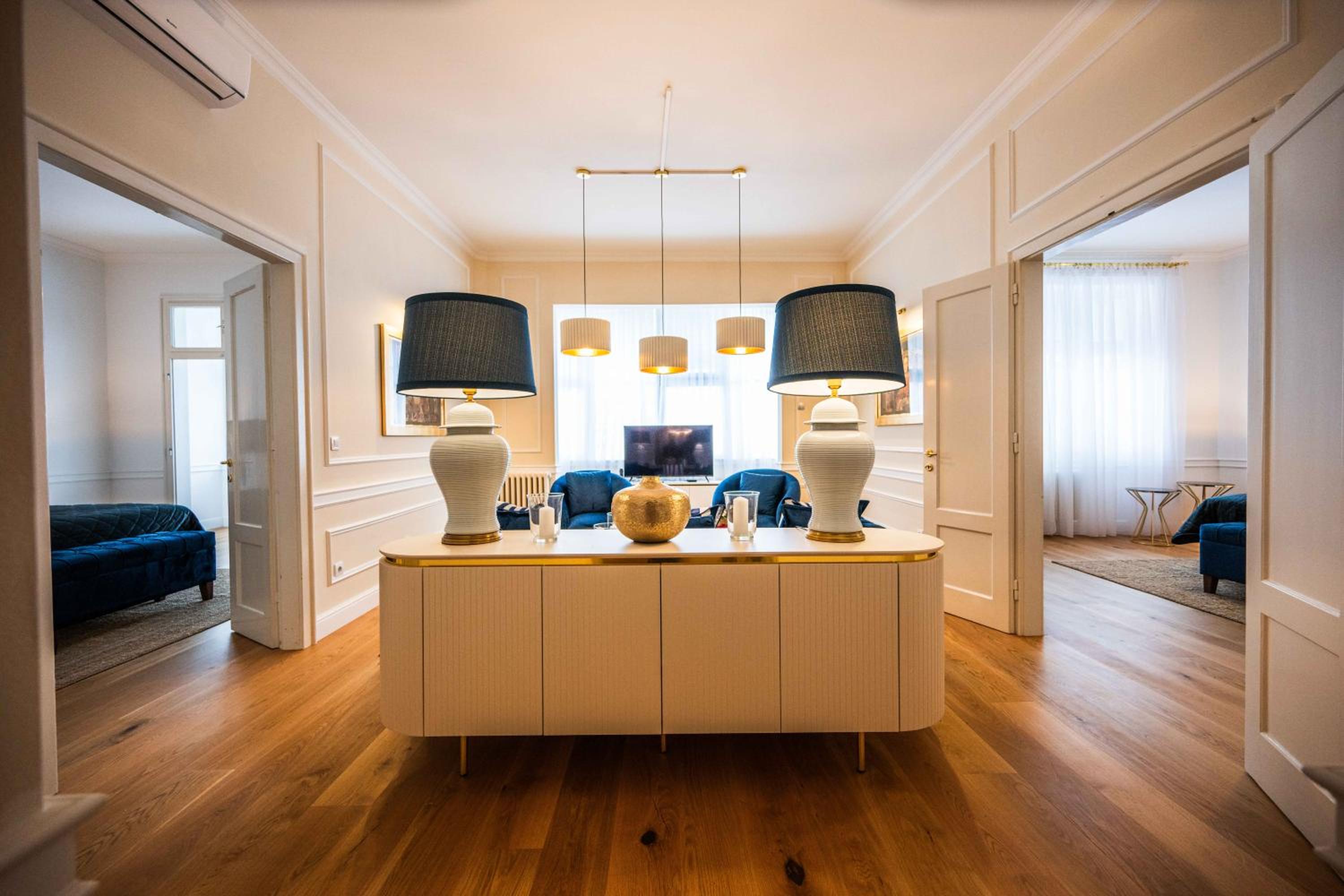 Luxury 3BDR Suite- Maison Imperial