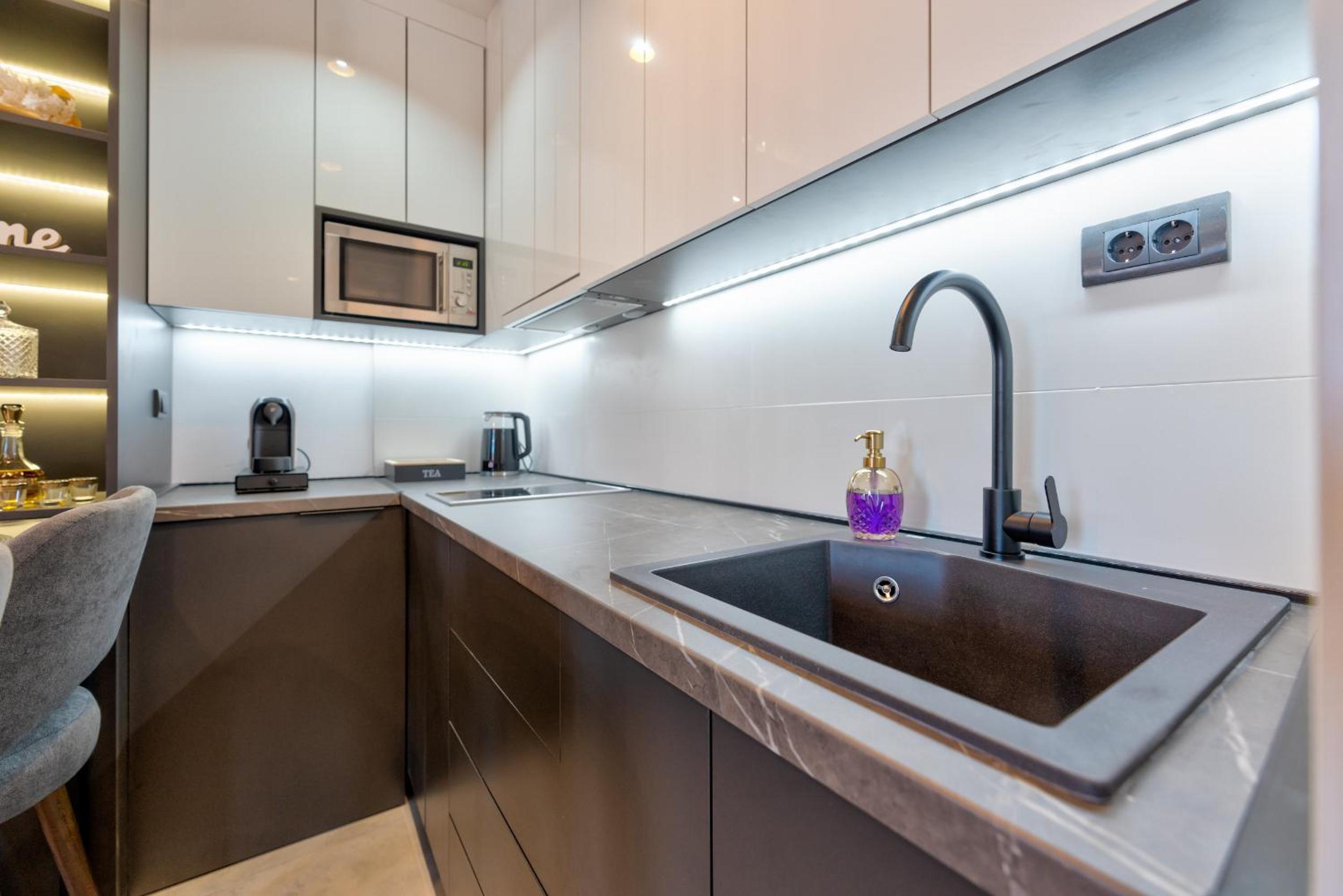 Nova Nexus Apartment