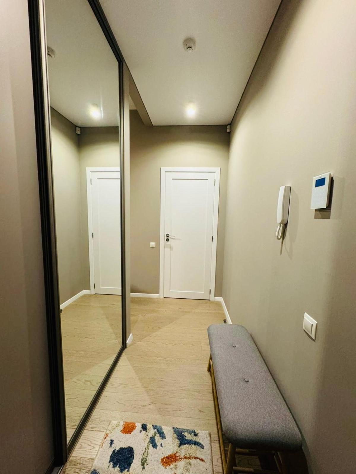 Moon apartment