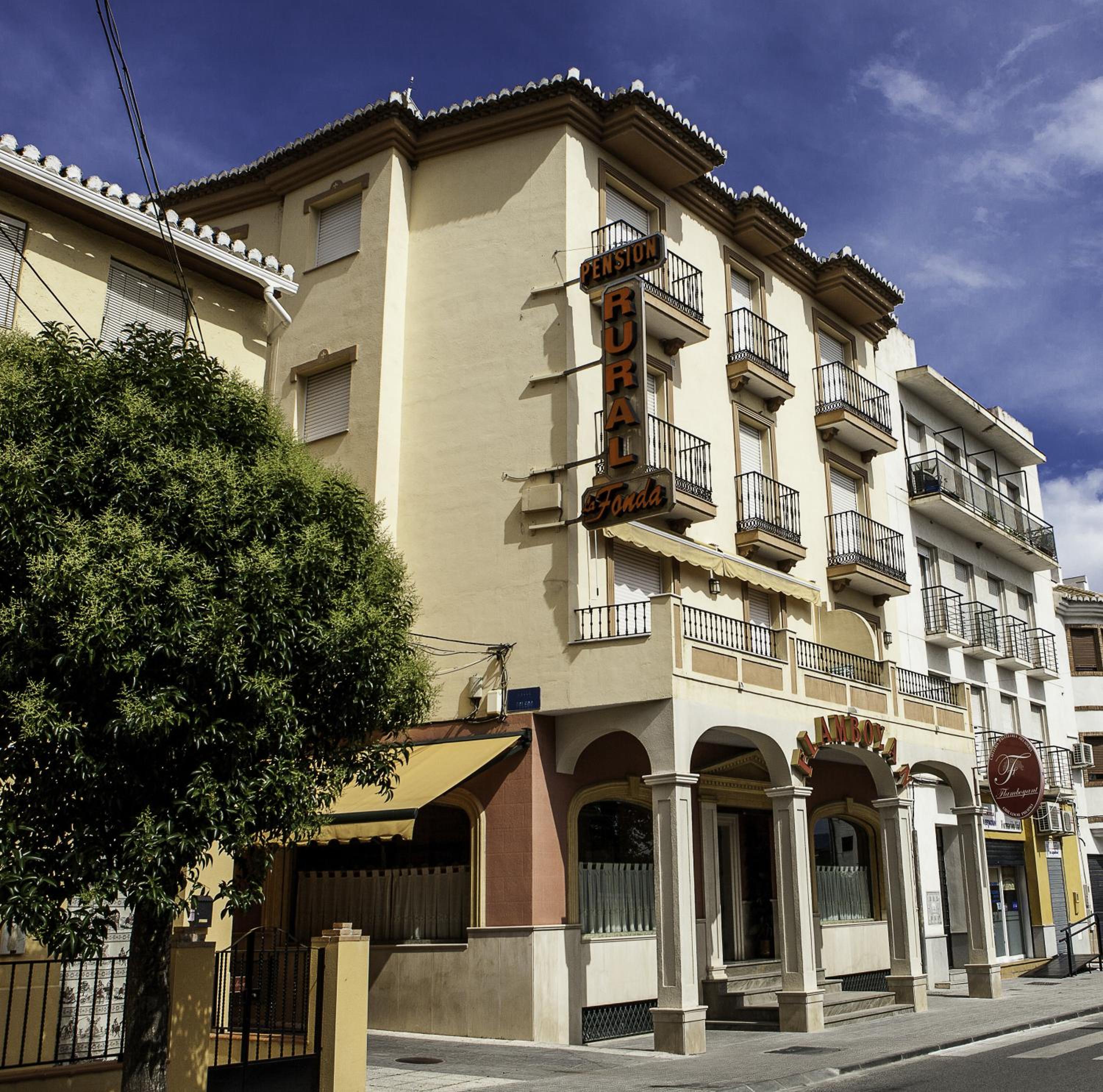 Apartamentos Turísticos La Fonda