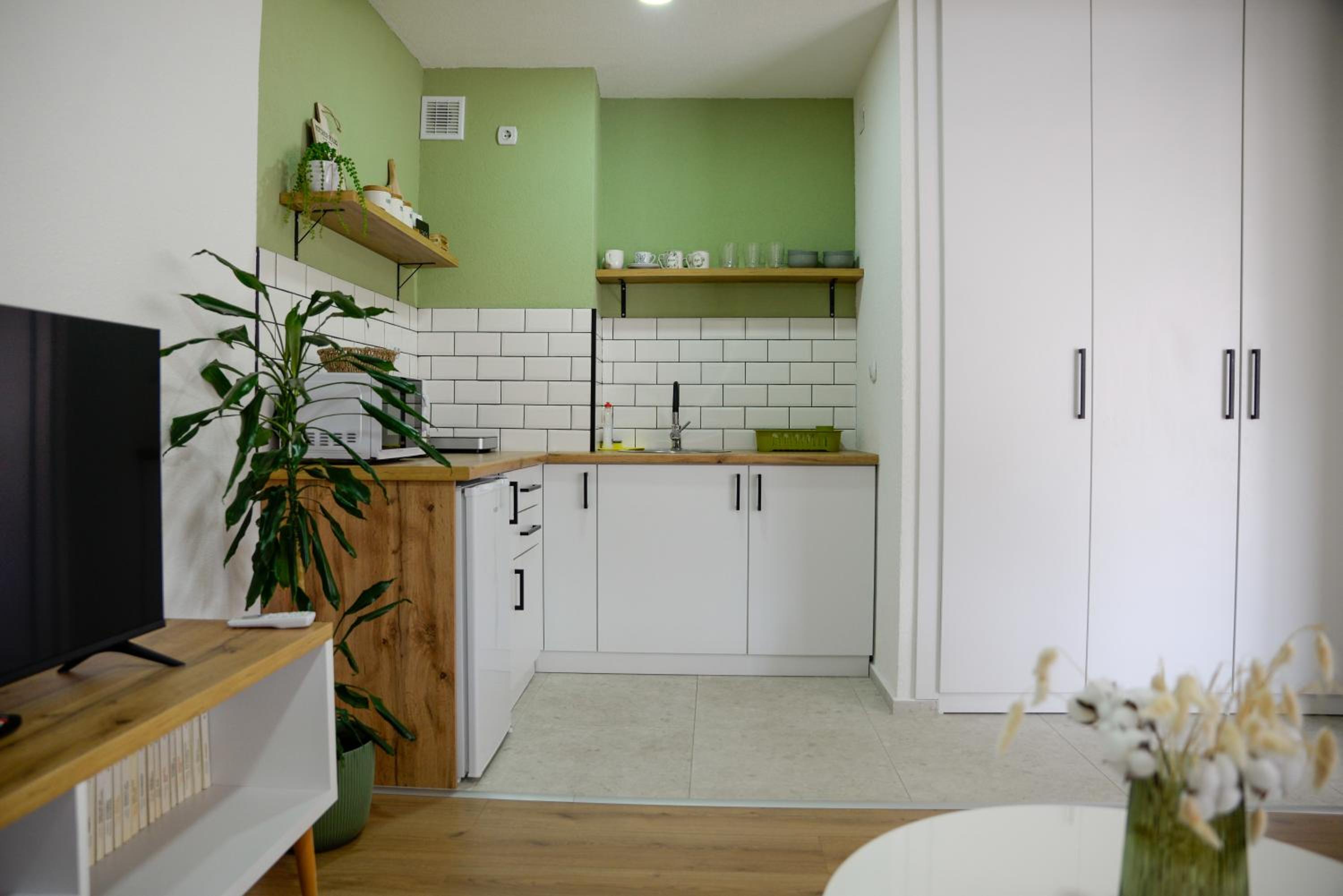 Victoria Apartment view 4