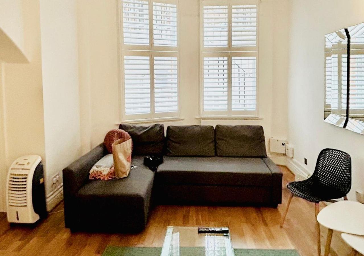 2 Bedroom flat in diplomatic enclave in Kensington