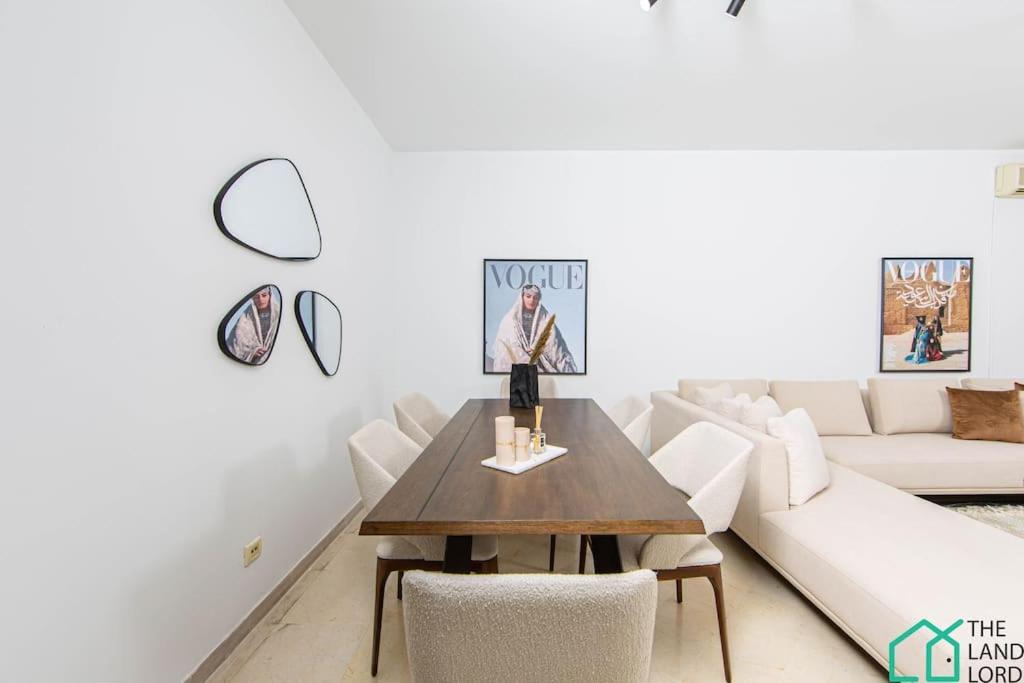 Le Parfait II : Bord de mer central et luxueux