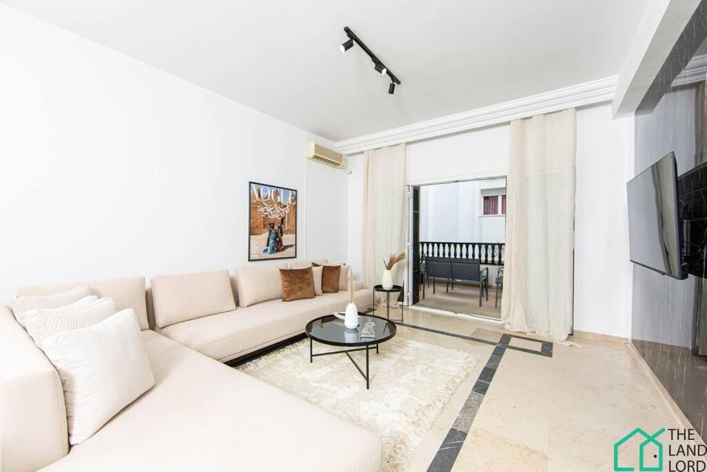 Le Parfait II : Bord de mer central et luxueux