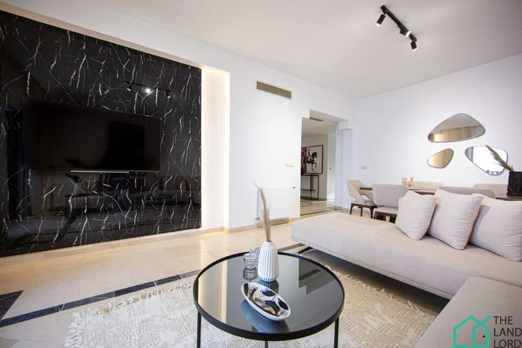 Le Parfait II : Bord de mer central et luxueux