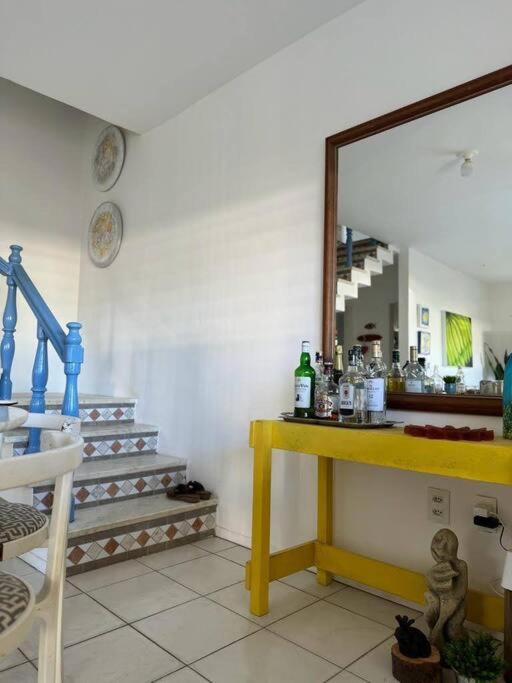 Casa Amarela, para veraneio em Areia Dourada