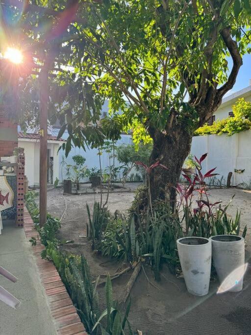 Casa Amarela, para veraneio em Areia Dourada