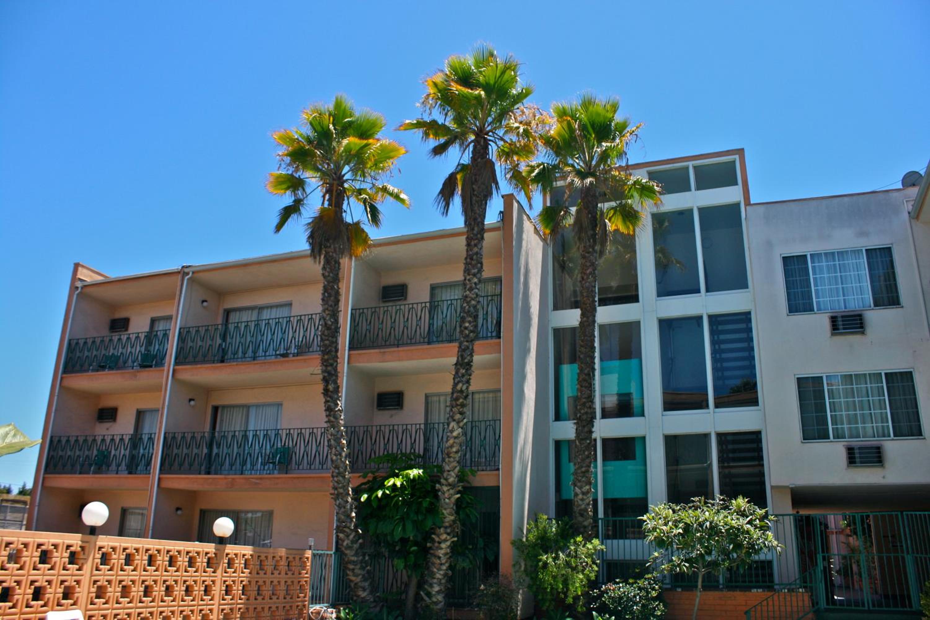Royal Century Hotel at LAX — exterior view, Inglewood, us