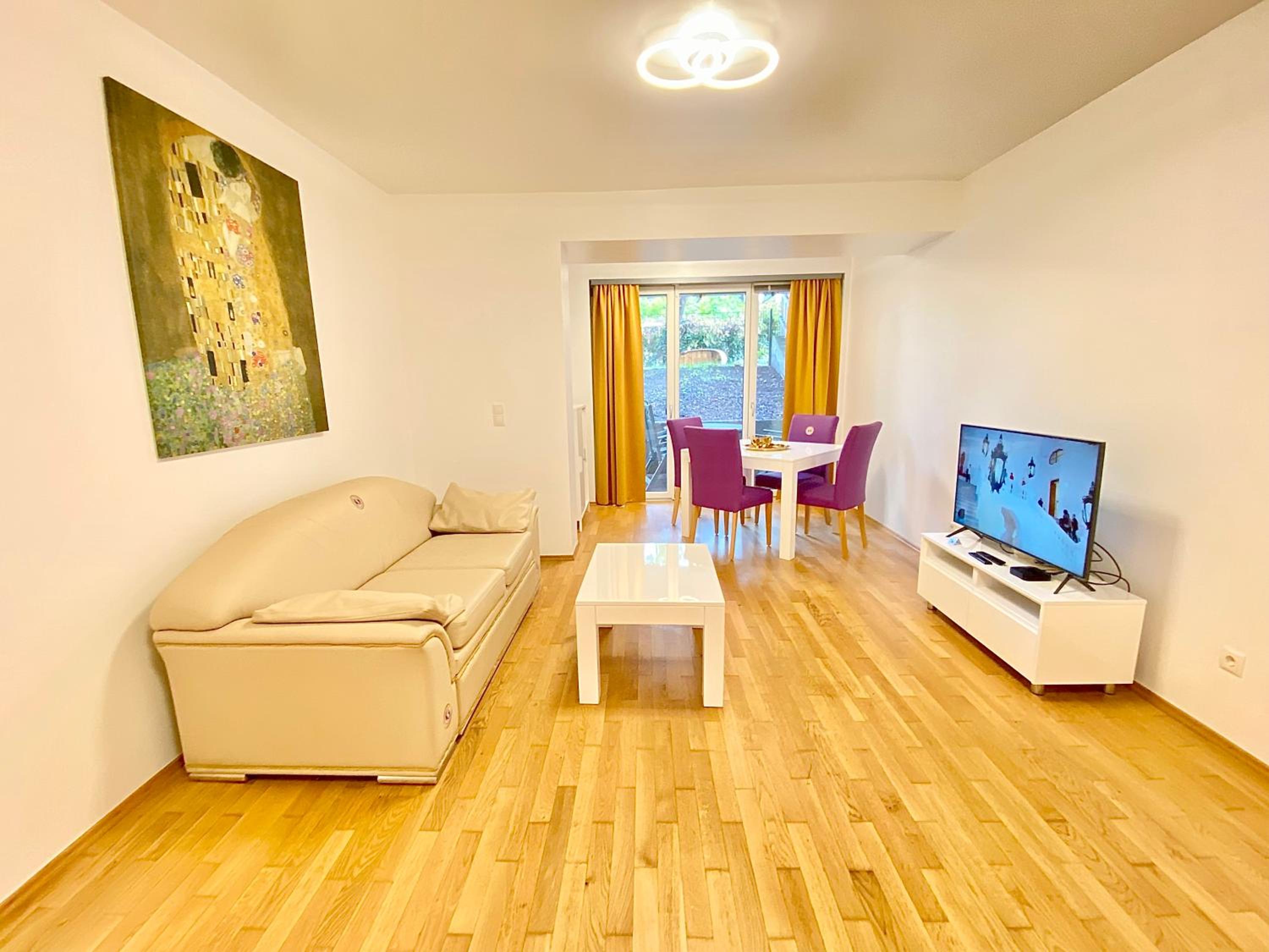 Pelikan Apartments