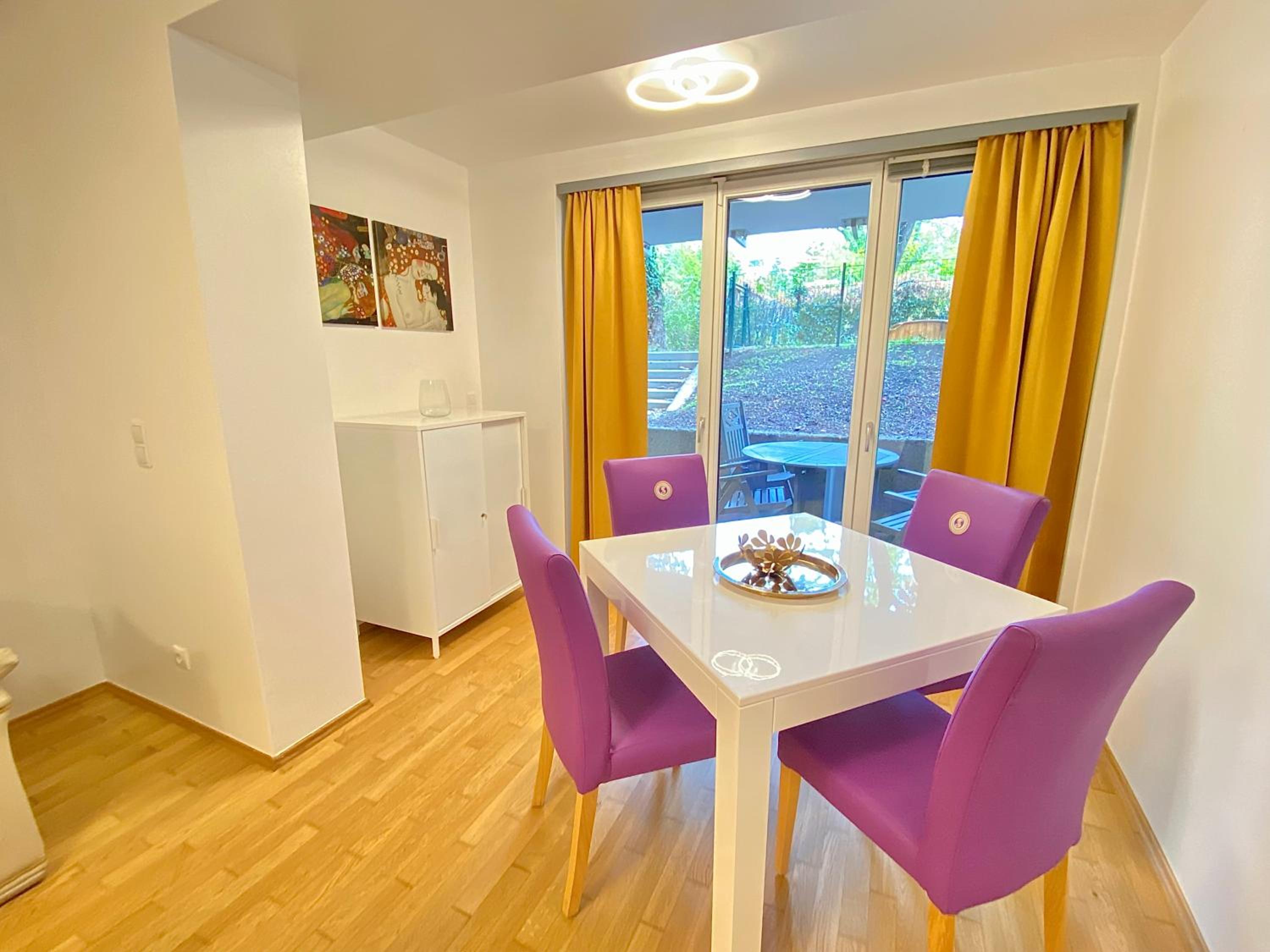 Pelikan Apartments
