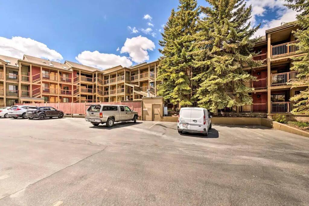 Best Location! Walk to Town & Park City Mountain view 2