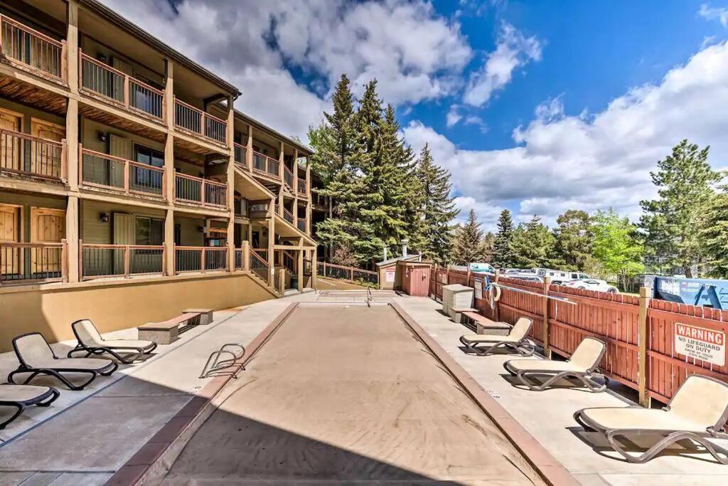Best Location! Walk to Town & Park City Mountain view 3