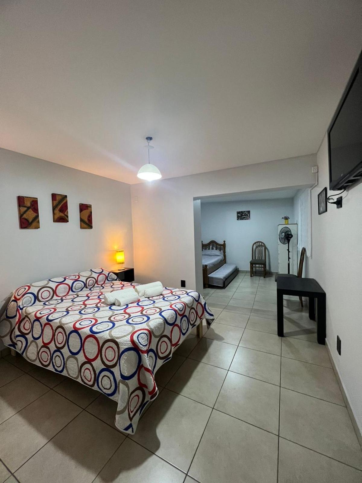 Casa Amplia Zona Semicentrica con cochera
