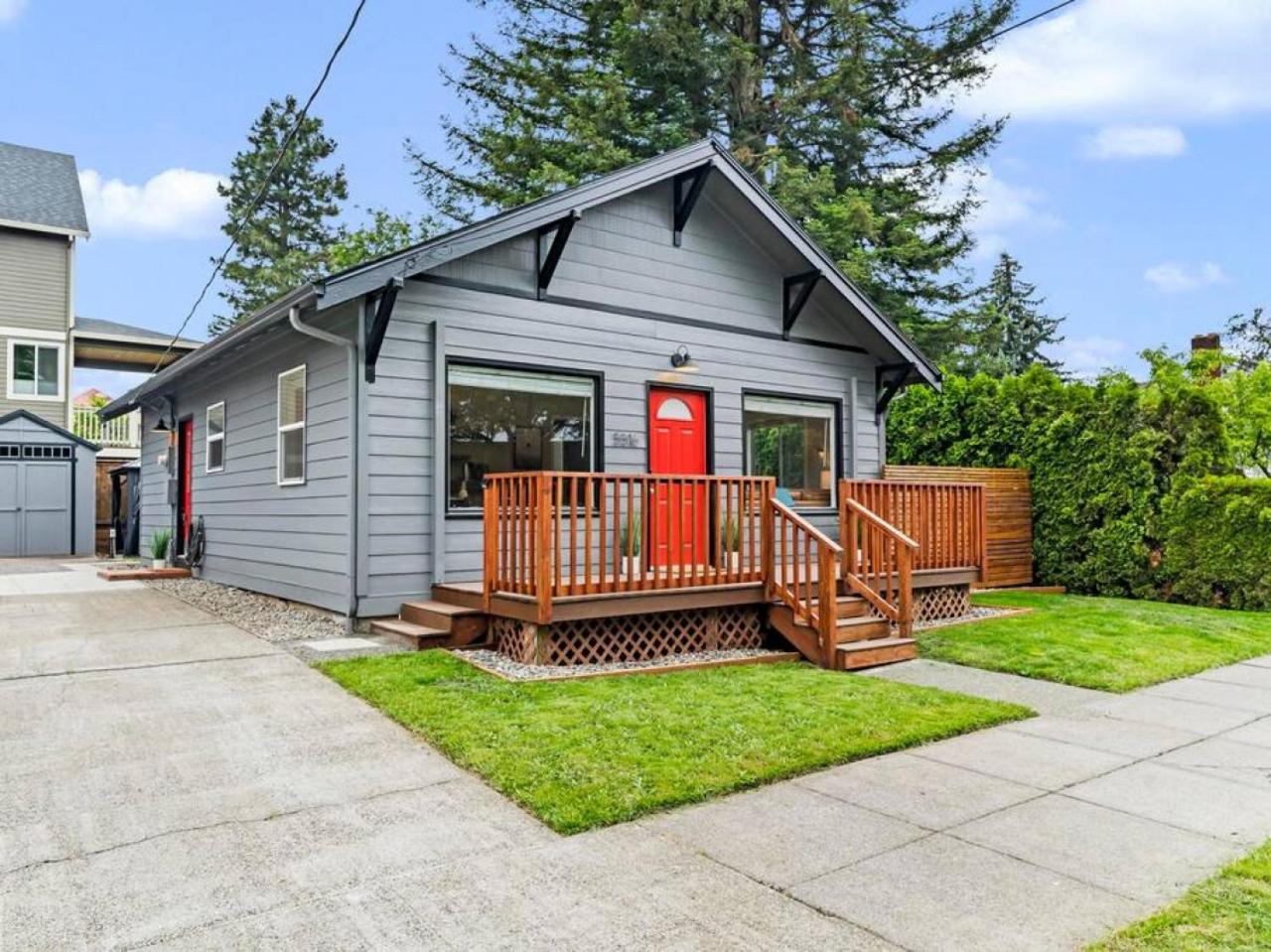 Cheerful 2-bedroom Home Near UP and St. Johns view 3