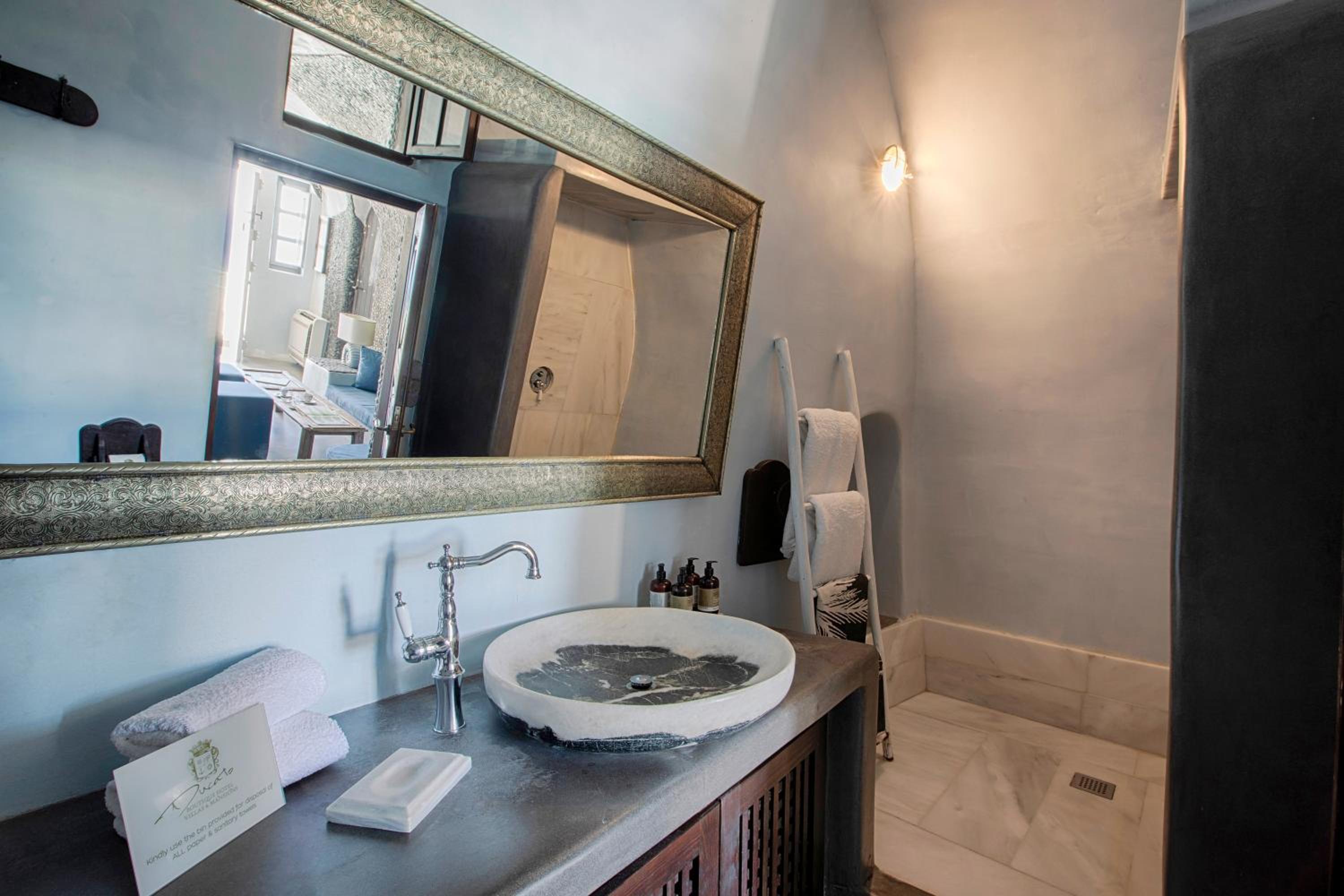Oia Vacations - Ducato di Oia - Adults Only - Property Image 12