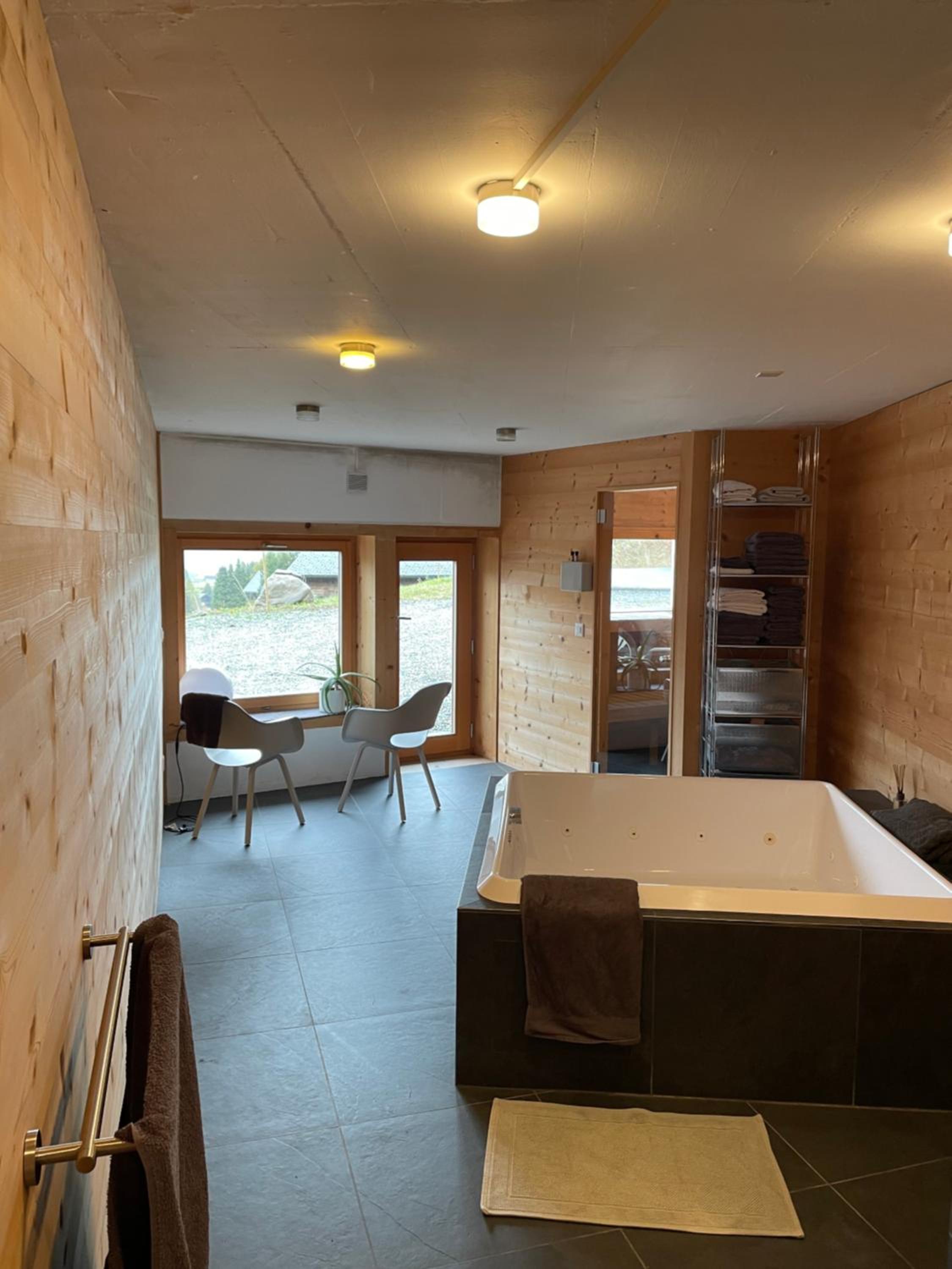 Alpine Dream Chalet with Spa close to Lake Geneva