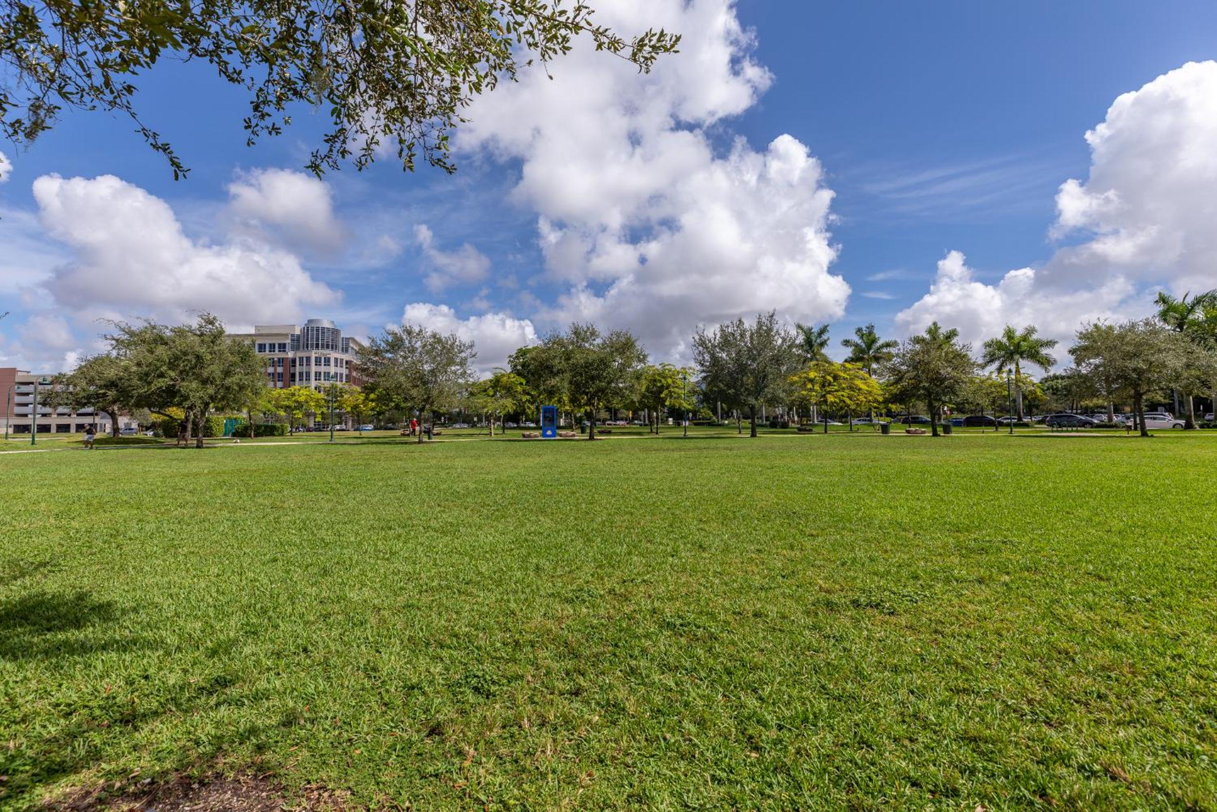 Unique suite in the heart of Downtown Doral