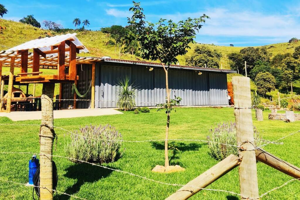 Casa Container com SPA e linda vista para a Serra da Mantiqueira