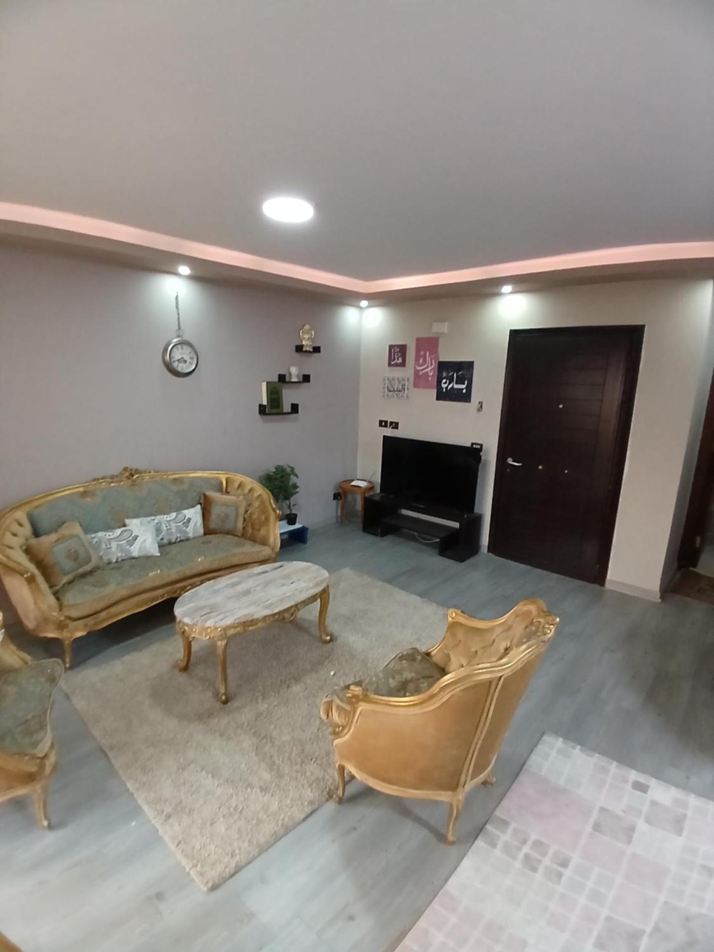 Condo/Apartment Fully furnished