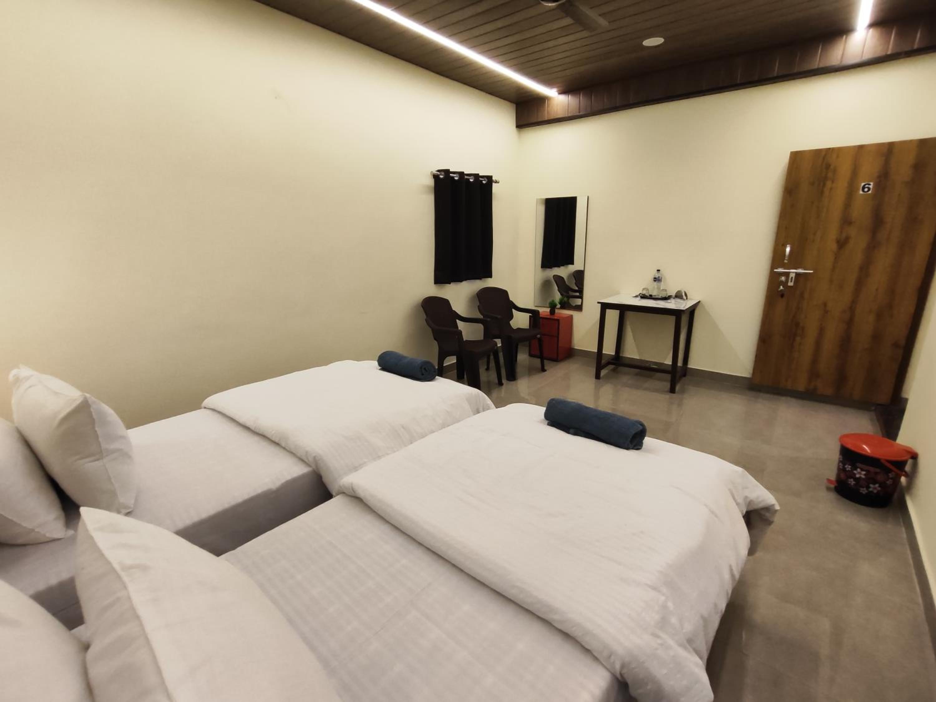 Sunrise Homestay Agra Near Taj Mahal