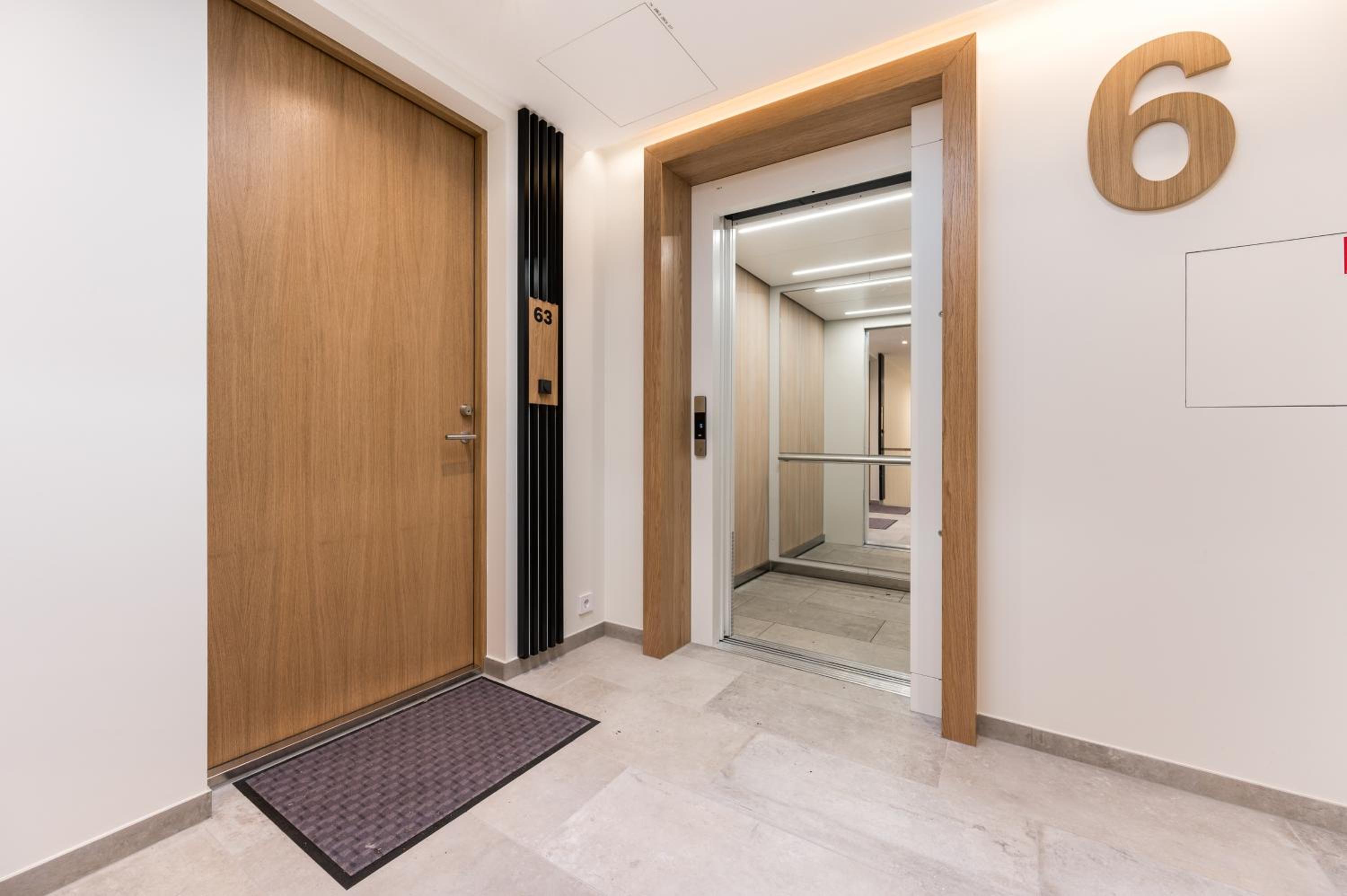 Brand new 2bdroom Free Parking Apartment