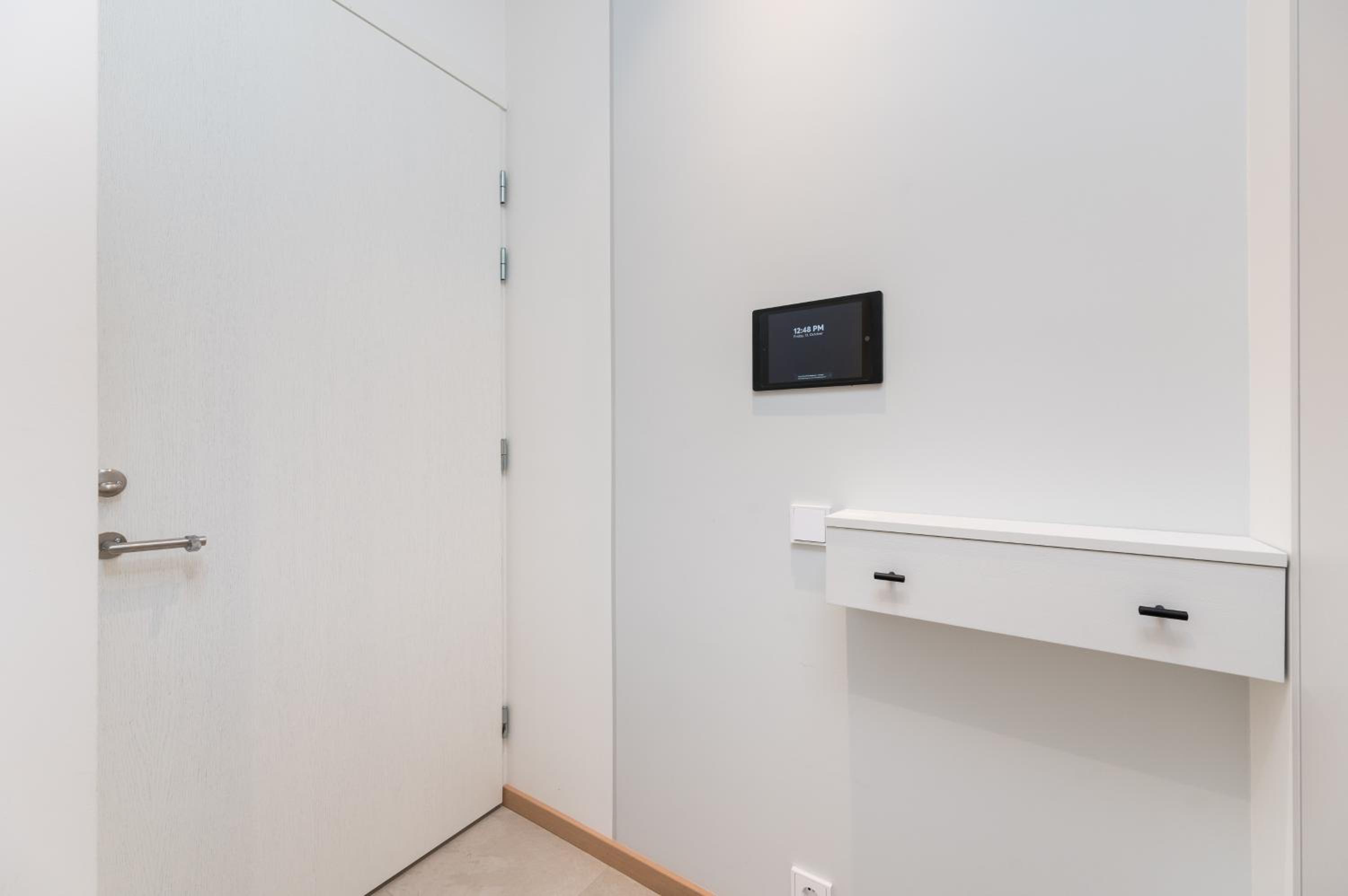 Brand new 2bdroom Free Parking Apartment