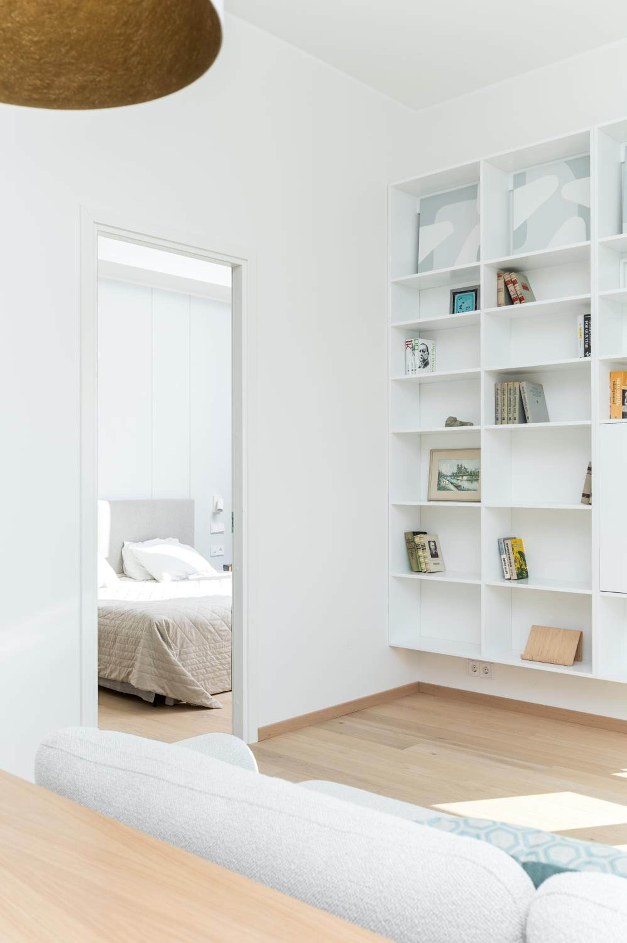 Brand new 2bdroom Free Parking Apartment
