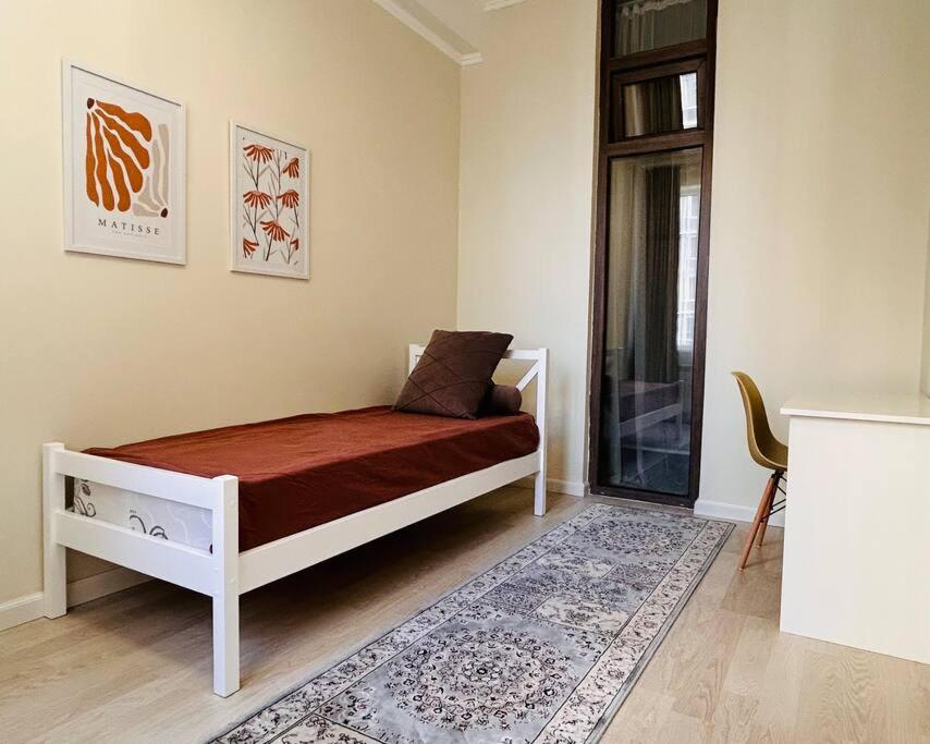Modern Apartment in the Heart of the City Center view 5