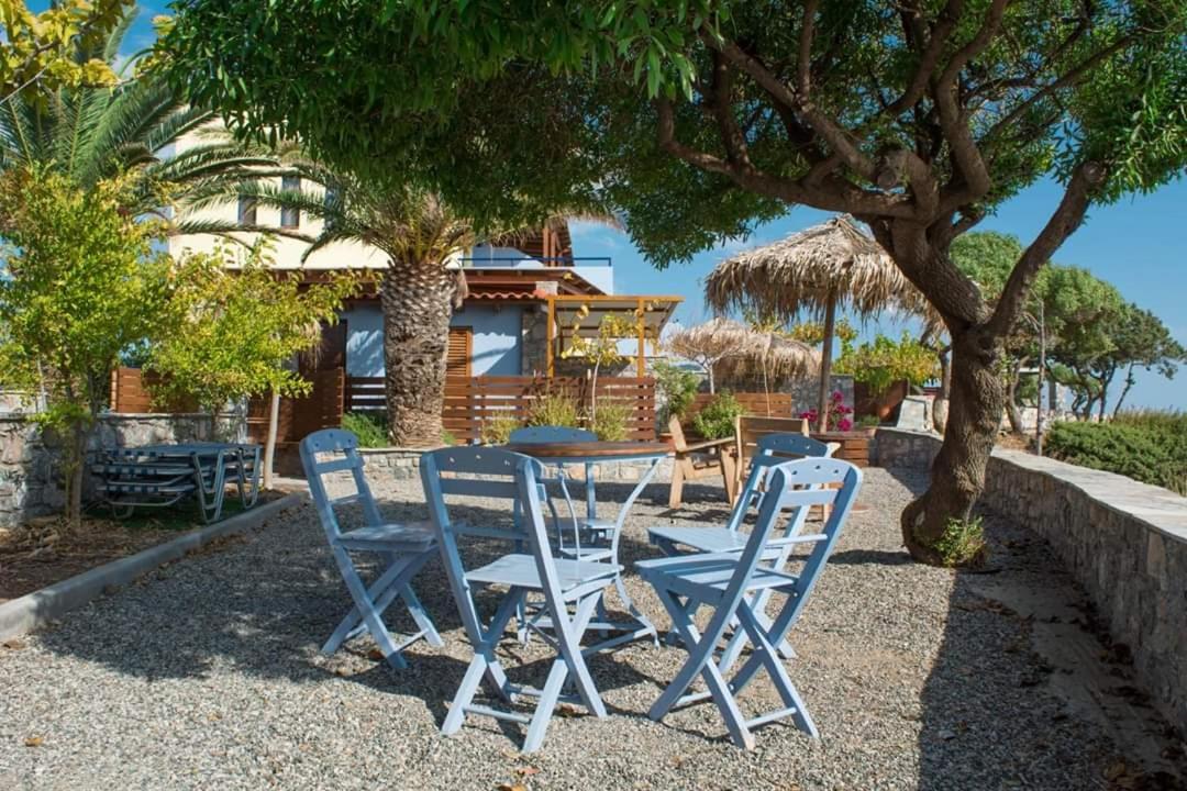 Paraktio Beach Apartments