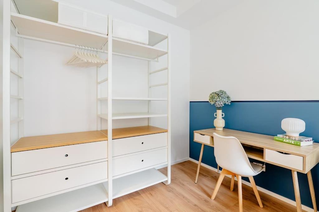 Luxury 1 bedroom Apartment, close to San Siro, Fiera and 10 min metro to Duomo