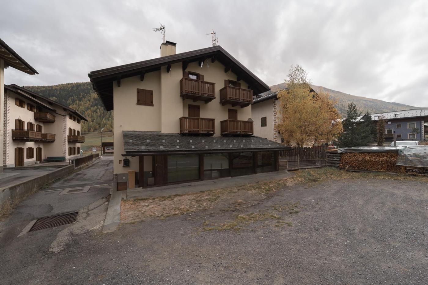 Snowberry Apartment