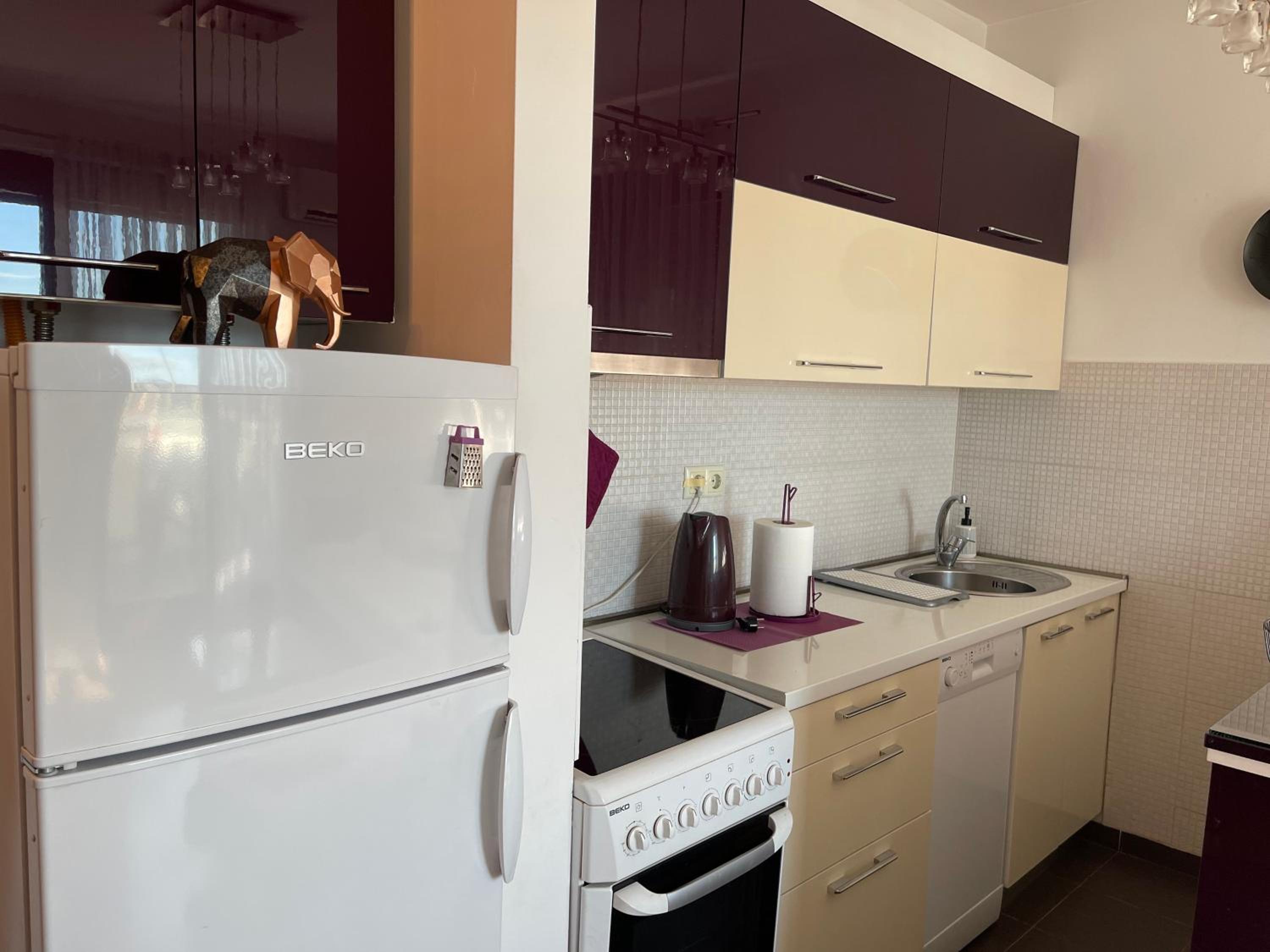 Purple apartment-, photo 2
